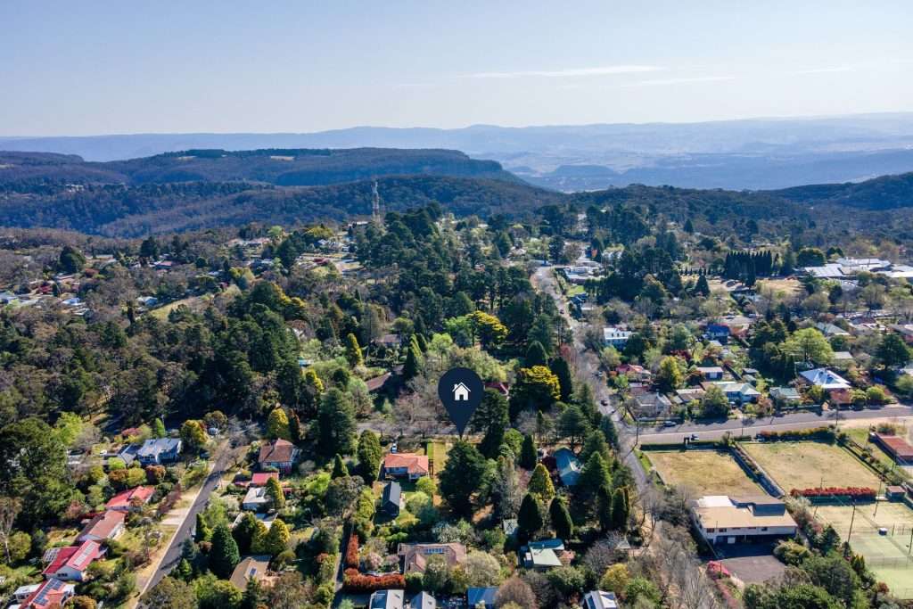 21 Clanwilliam Street, Blackheath, NSW 2785 AUS