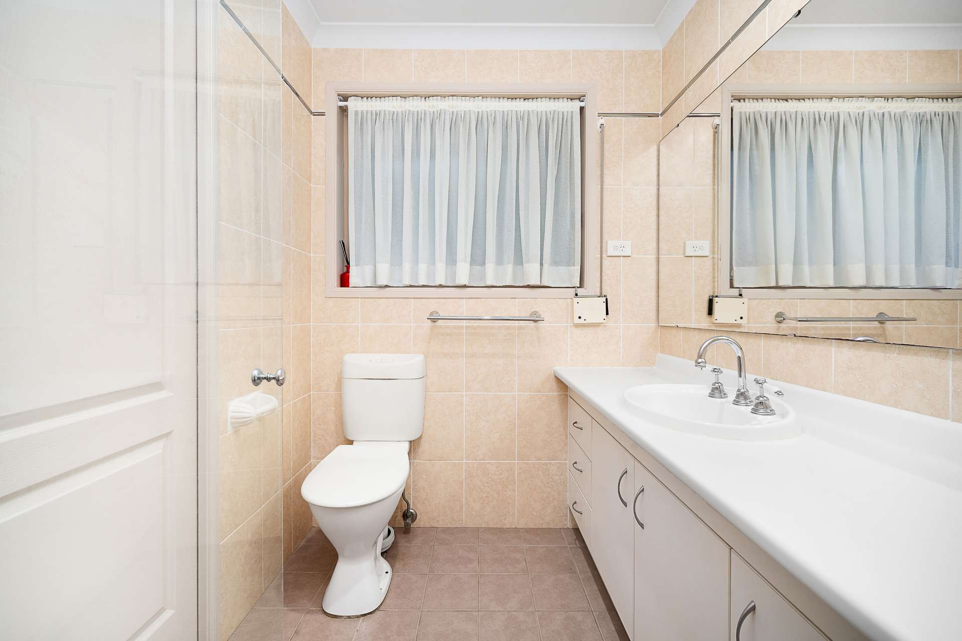 24 Log Bridge Place, Hazelbrook, NSW 2779 AUS