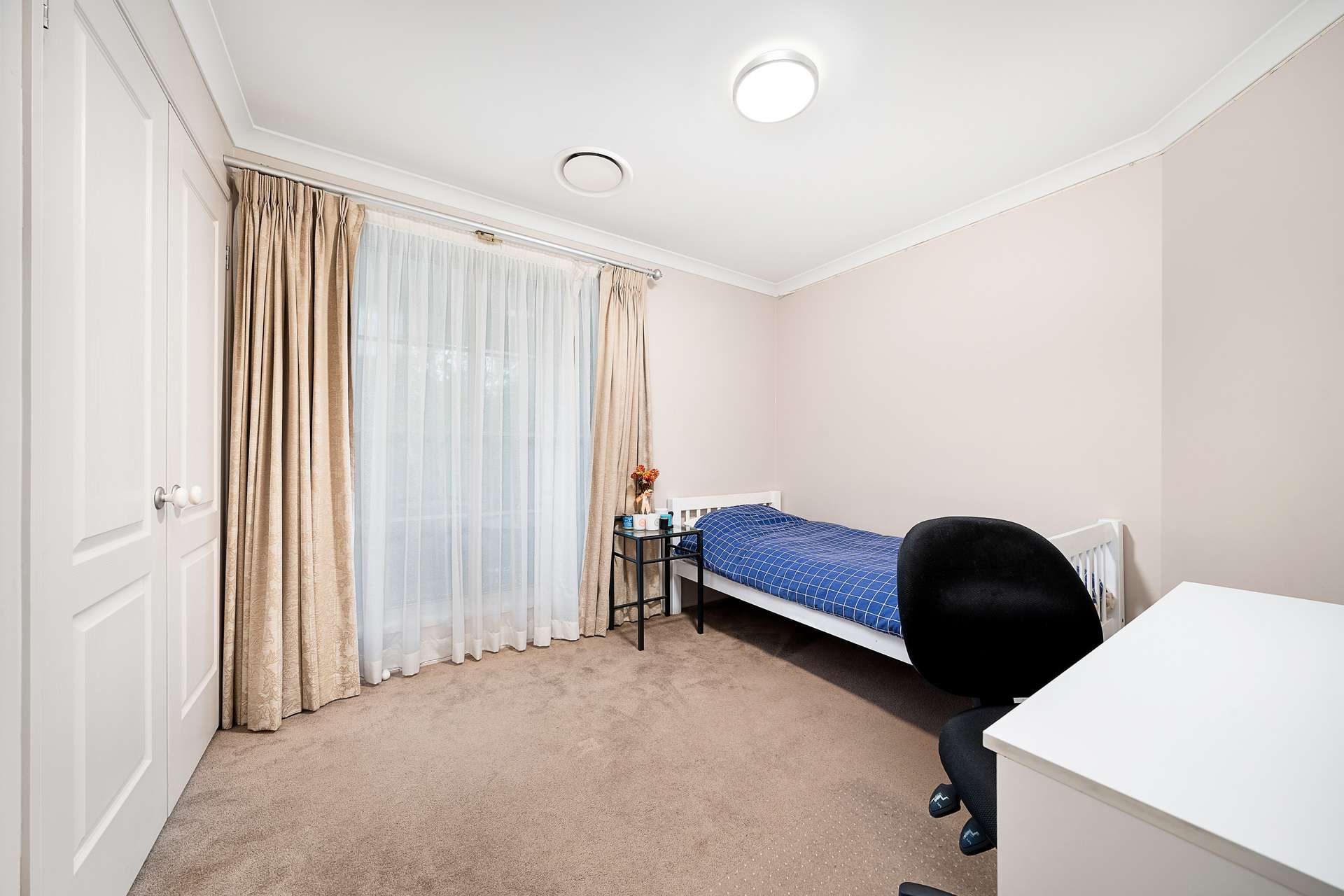 24 Log Bridge Place, Hazelbrook, NSW 2779 AUS