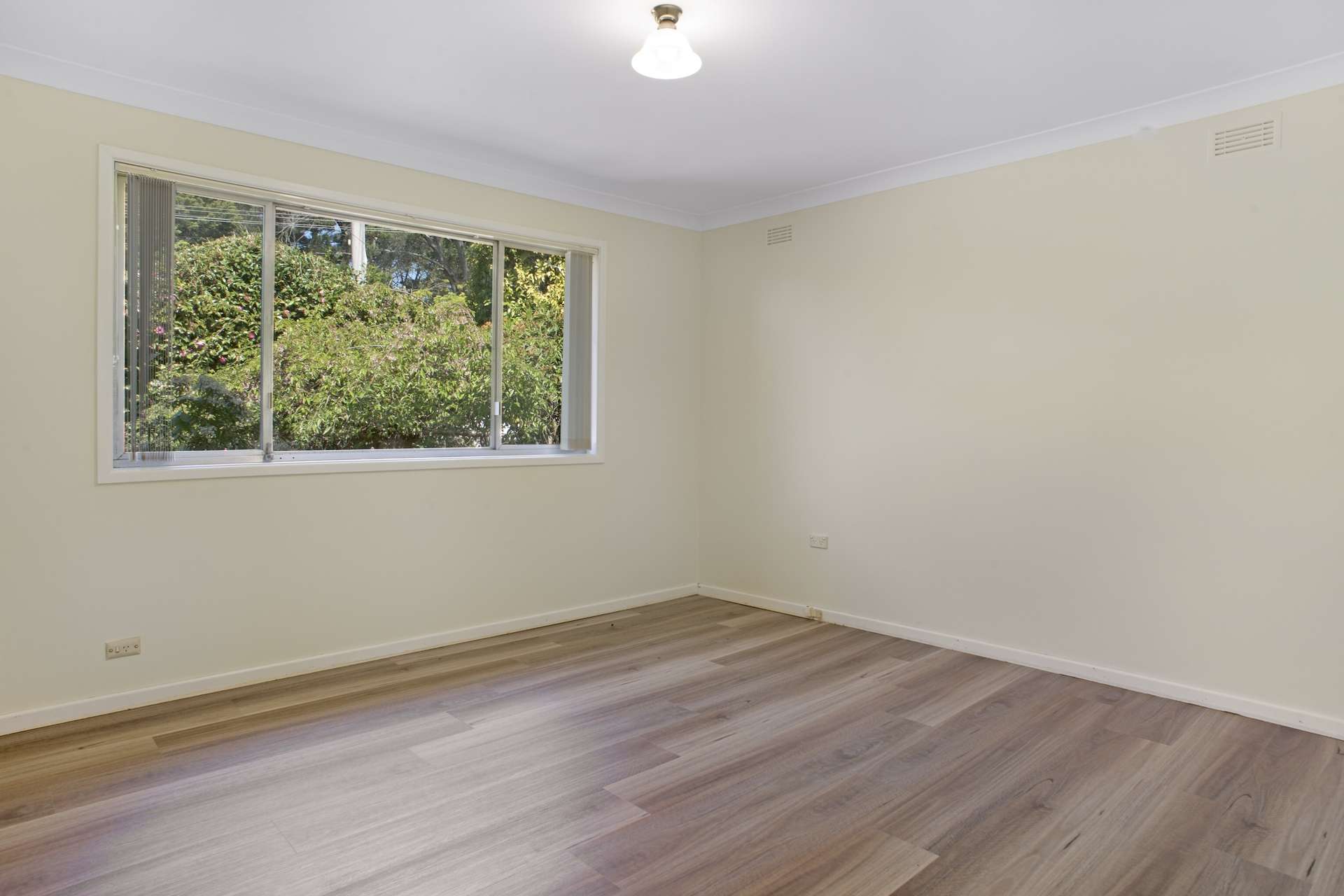 8 Sixth Avenue, Katoomba, NSW 2780 AUS