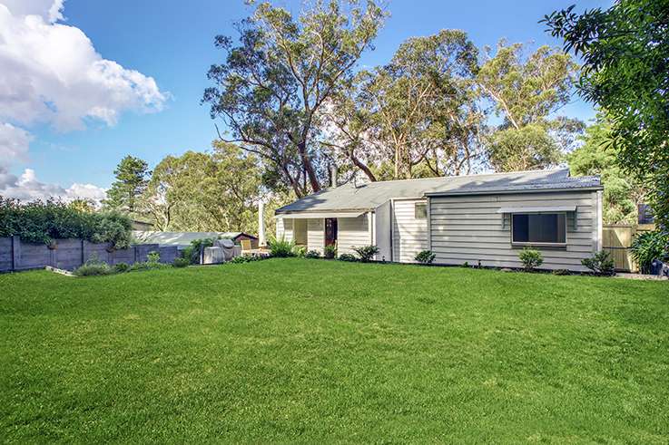 68 Sixth Avenue, Katoomba, NSW 2780 AUS