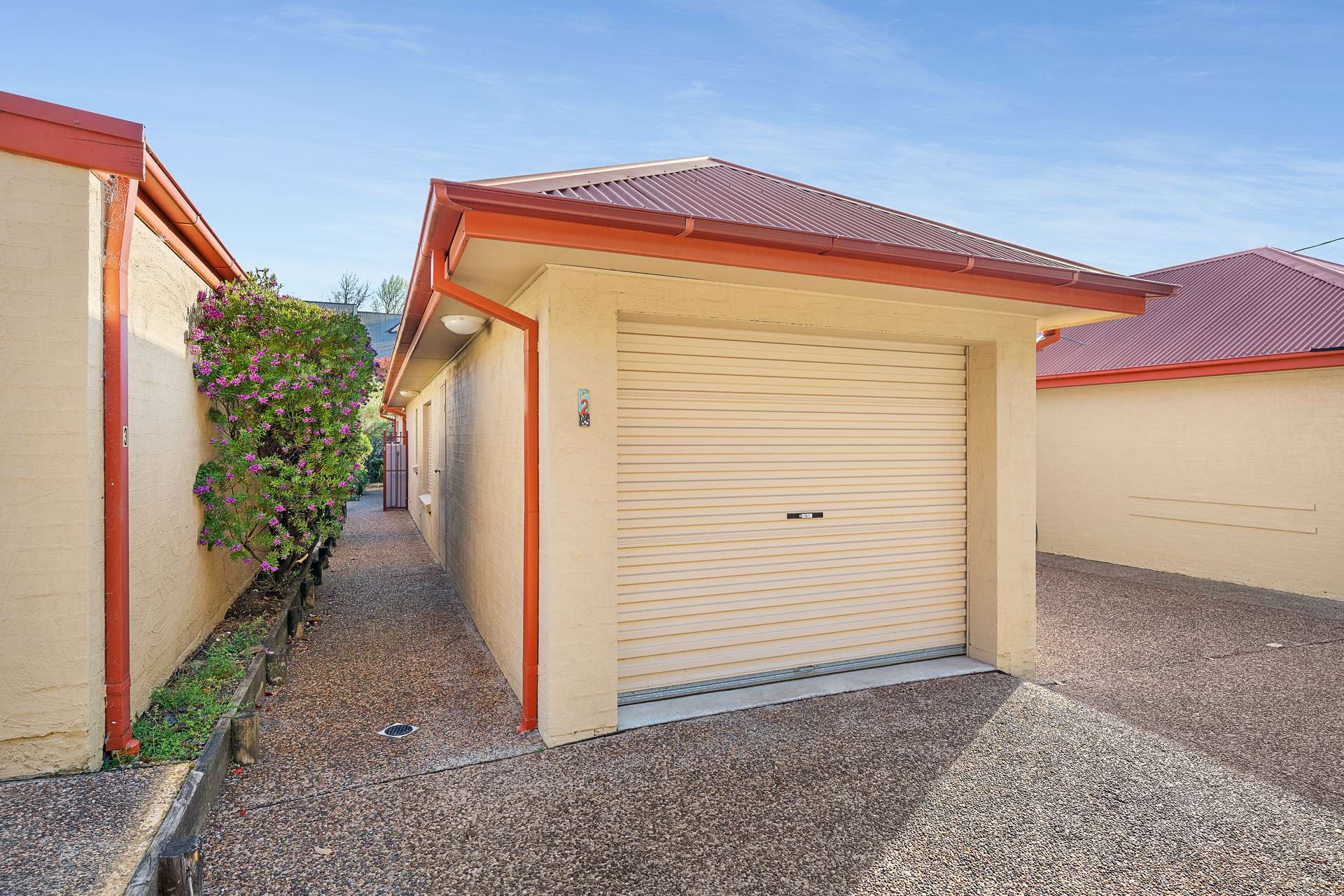 2/43-45 Falls Road, Wentworth Falls, NSW 2782 AUS