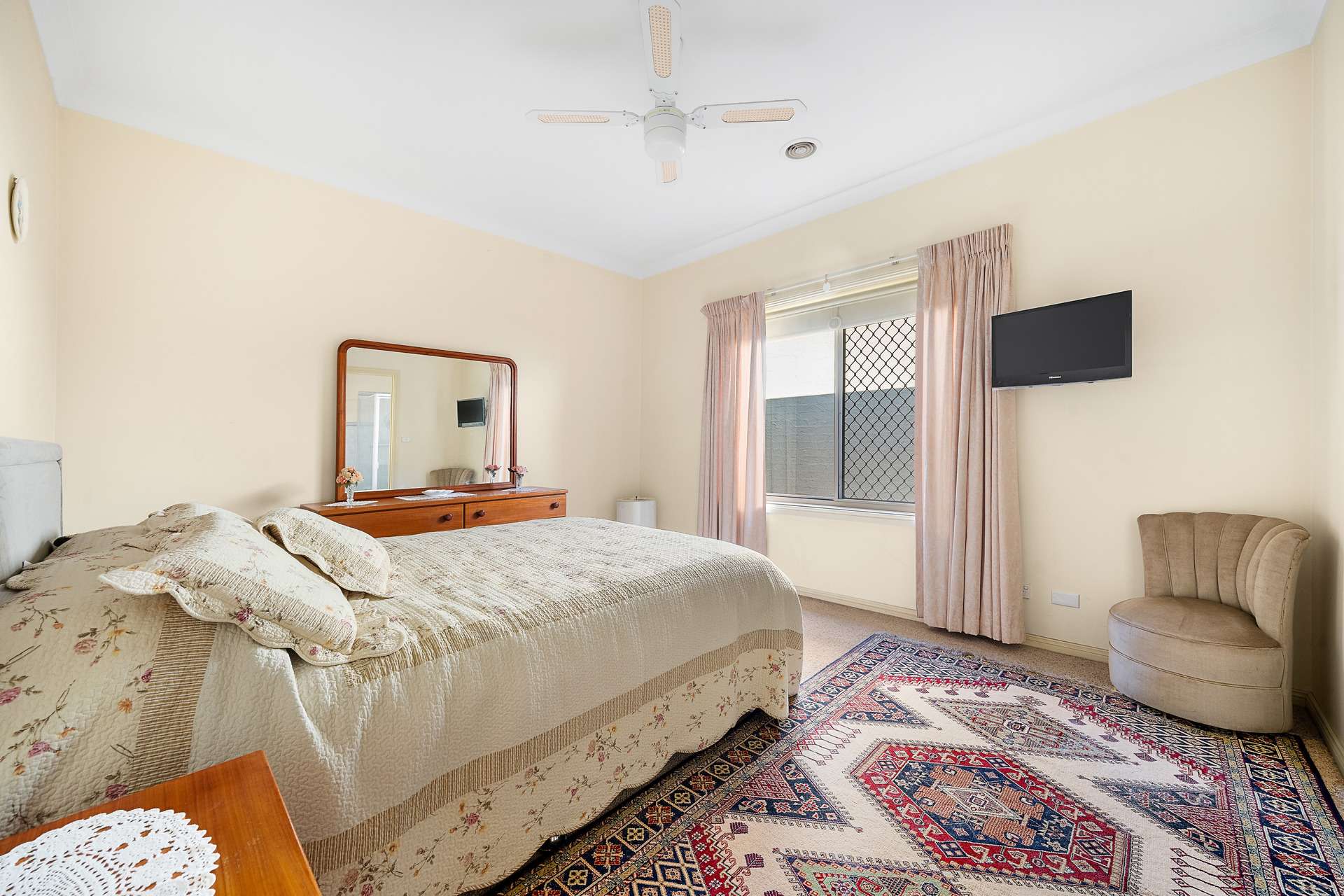 2/43-45 Falls Road, Wentworth Falls, NSW 2782 AUS