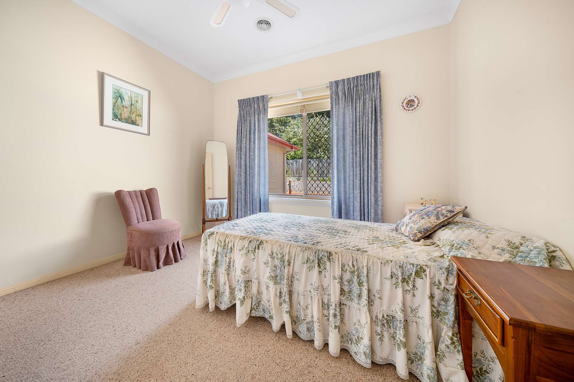 2/43-45 Falls Road, Wentworth Falls, NSW 2782 AUS