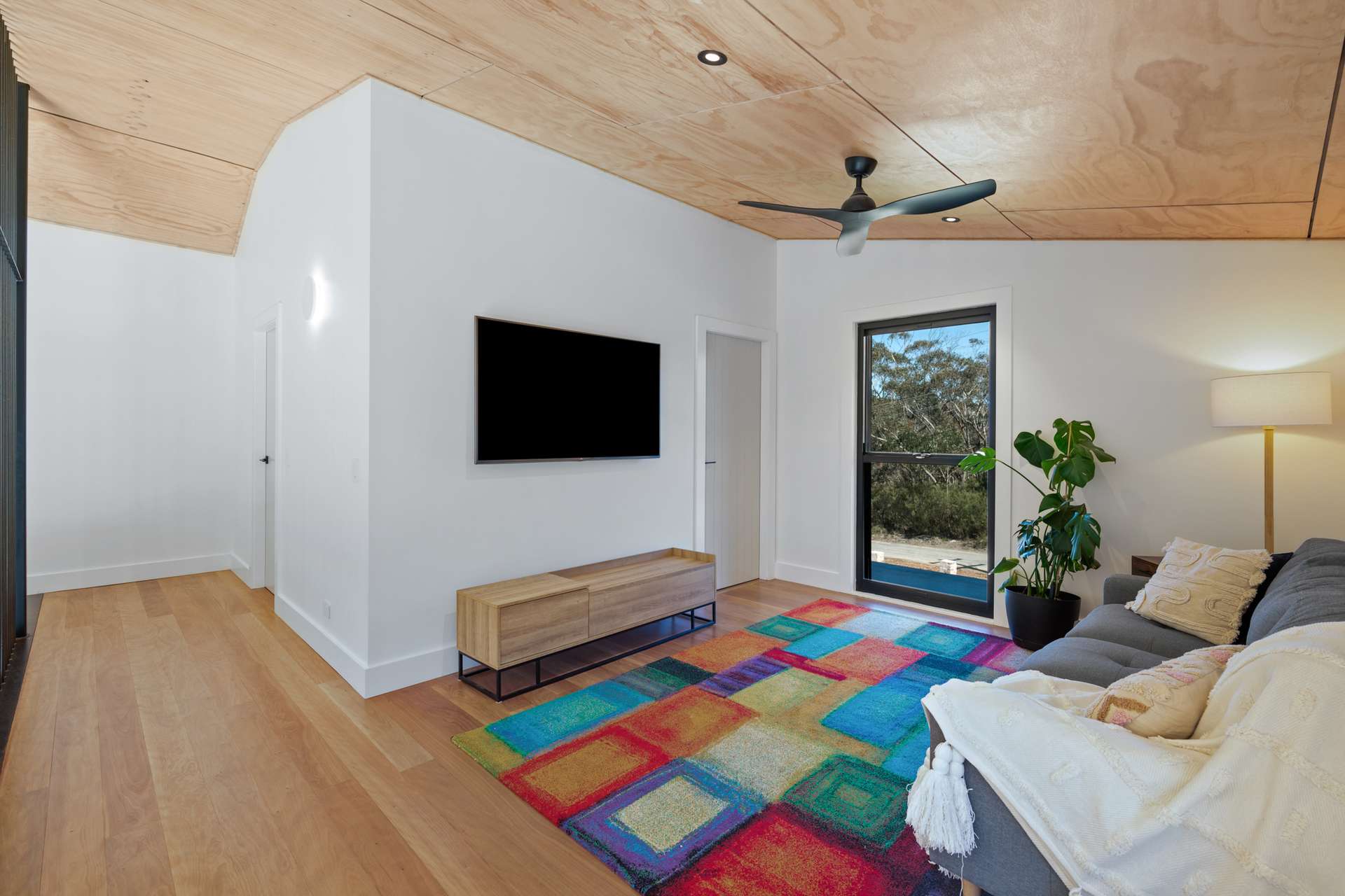 12 Rosebery Street, Wentworth Falls, NSW 2782 AUS