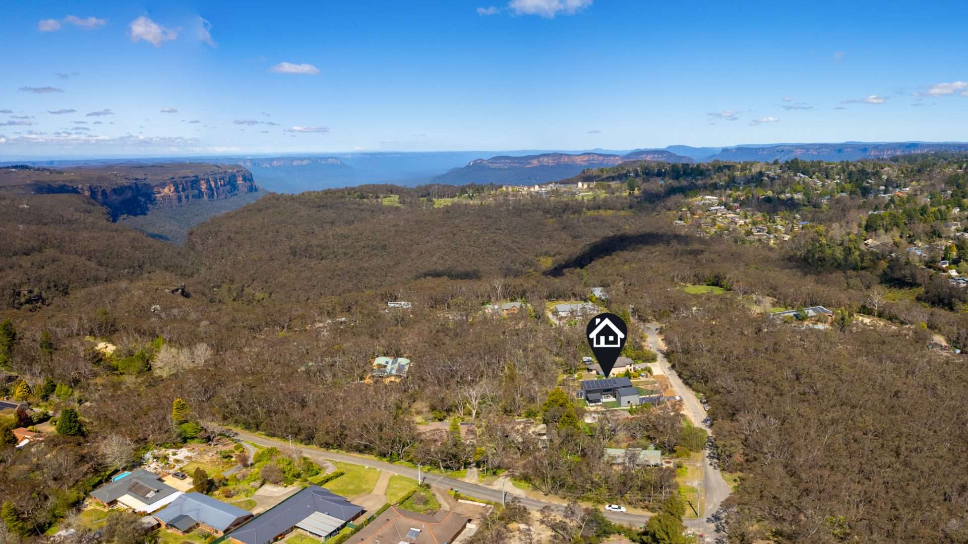12 Rosebery Street, Wentworth Falls, NSW 2782 AUS