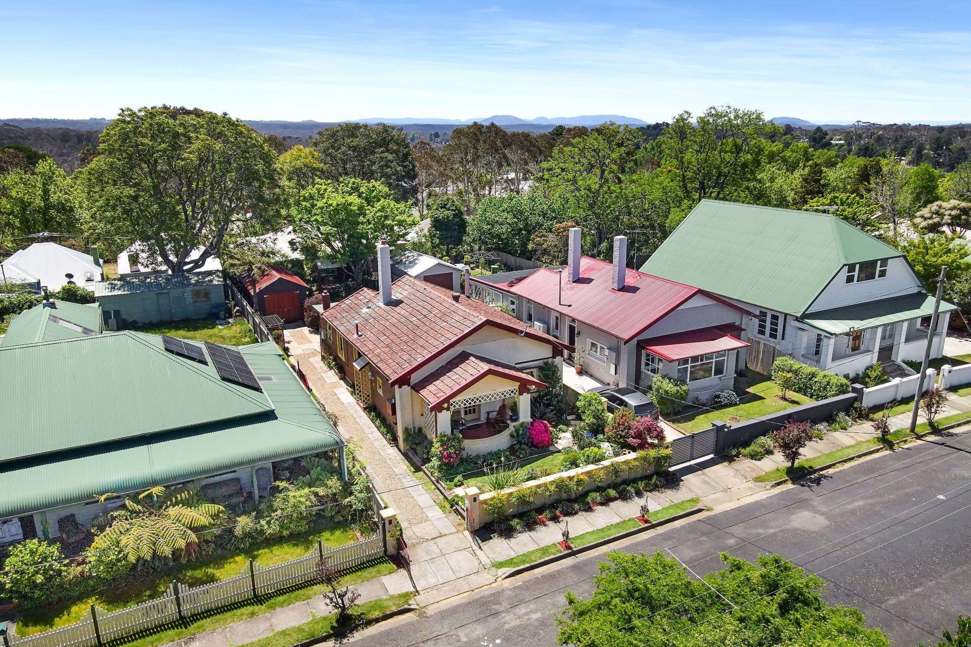 37 Walgett Street, Katoomba, NSW 2780 AUS