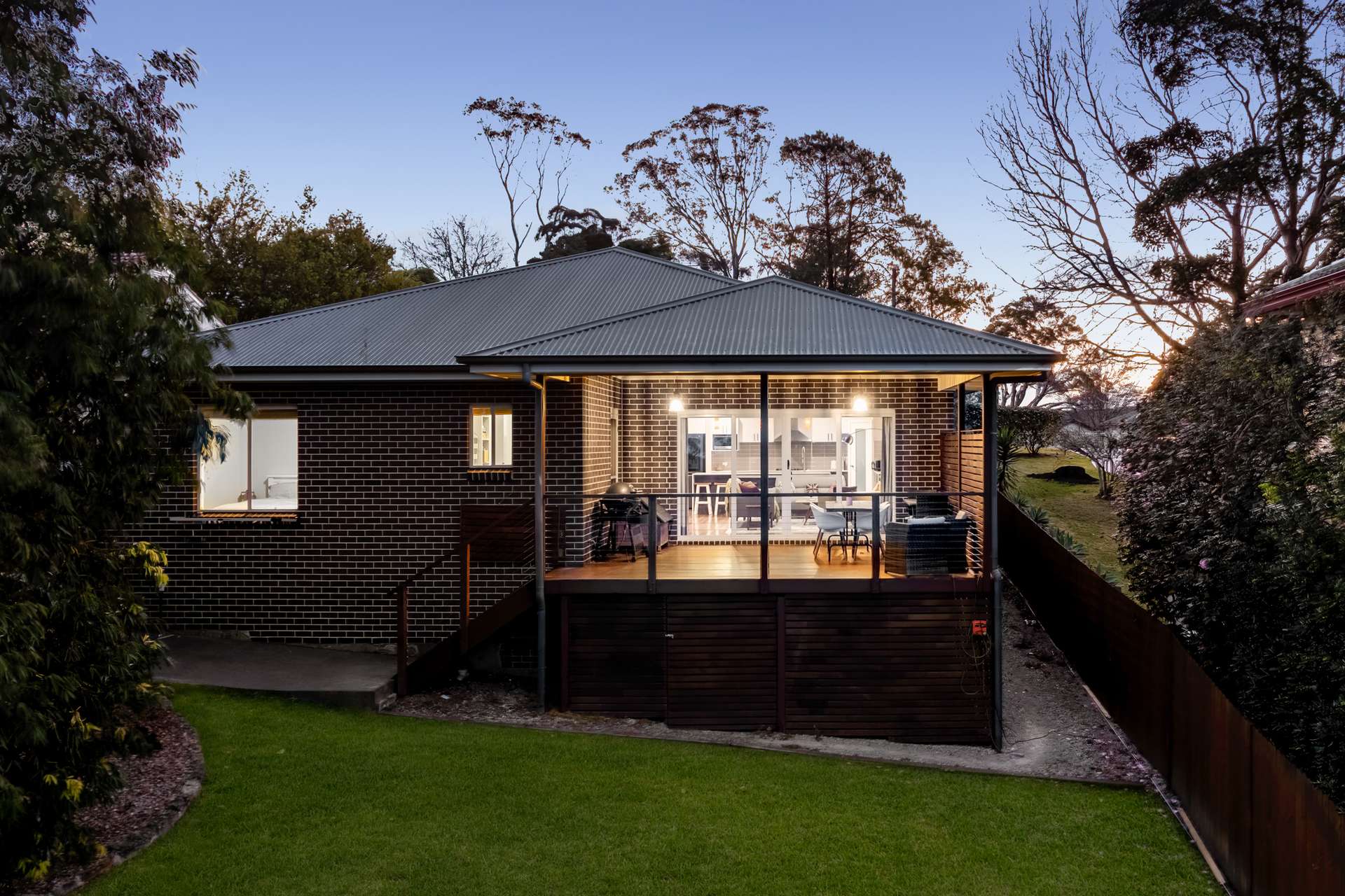 69 Shirlow Avenue, Faulconbridge, NSW 2776 AUS