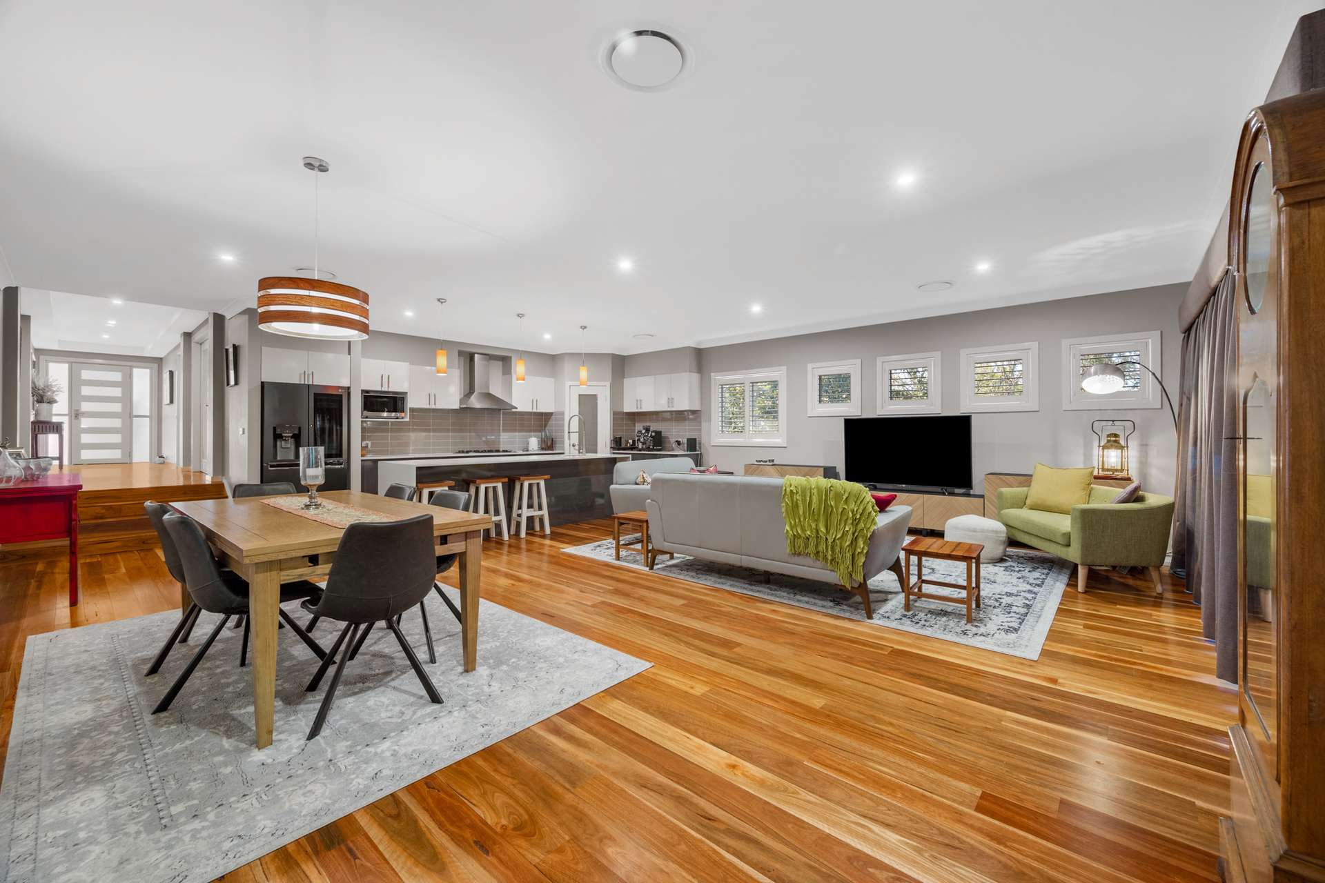 69 Shirlow Avenue, Faulconbridge, NSW 2776 AUS