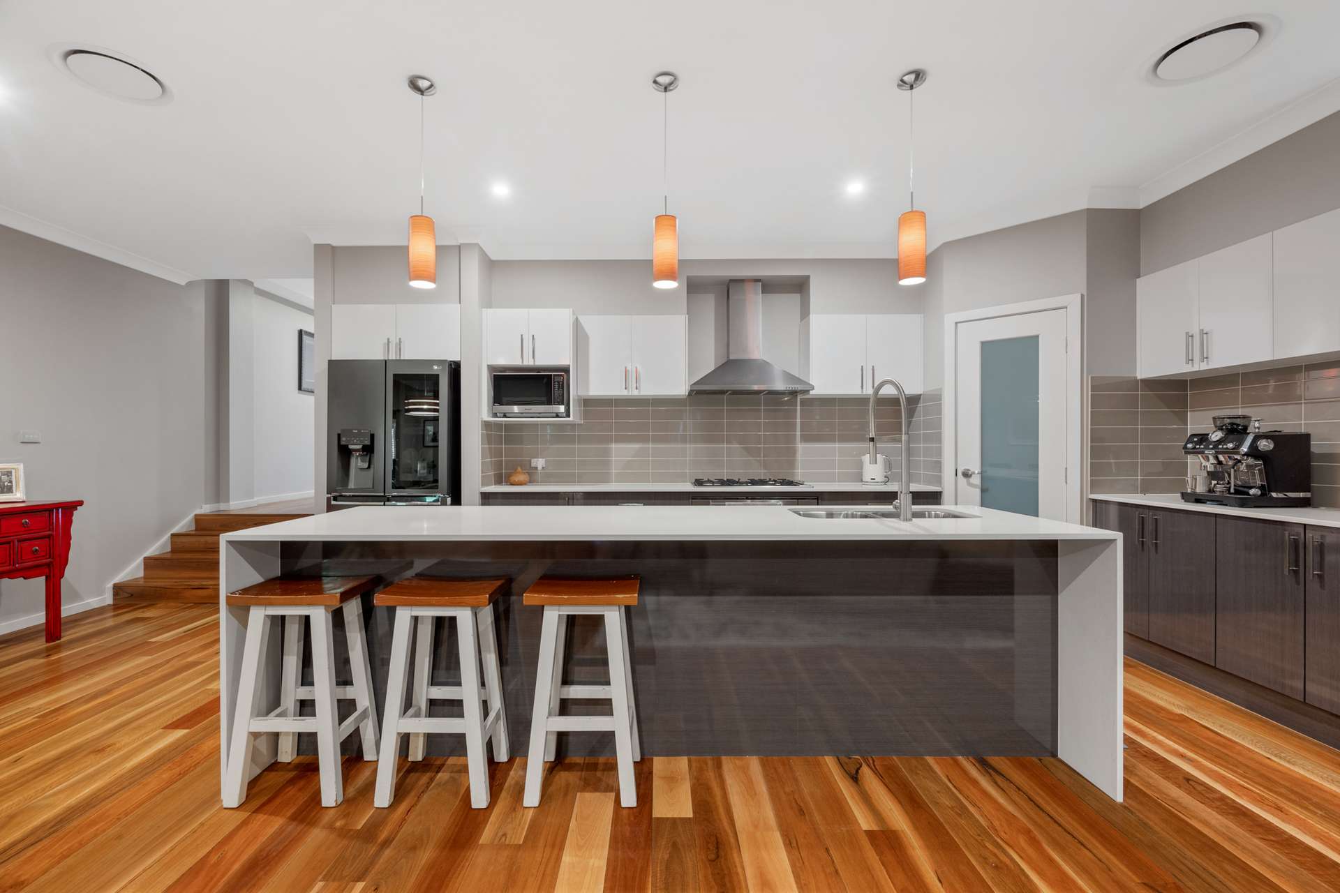 69 Shirlow Avenue, Faulconbridge, NSW 2776 AUS