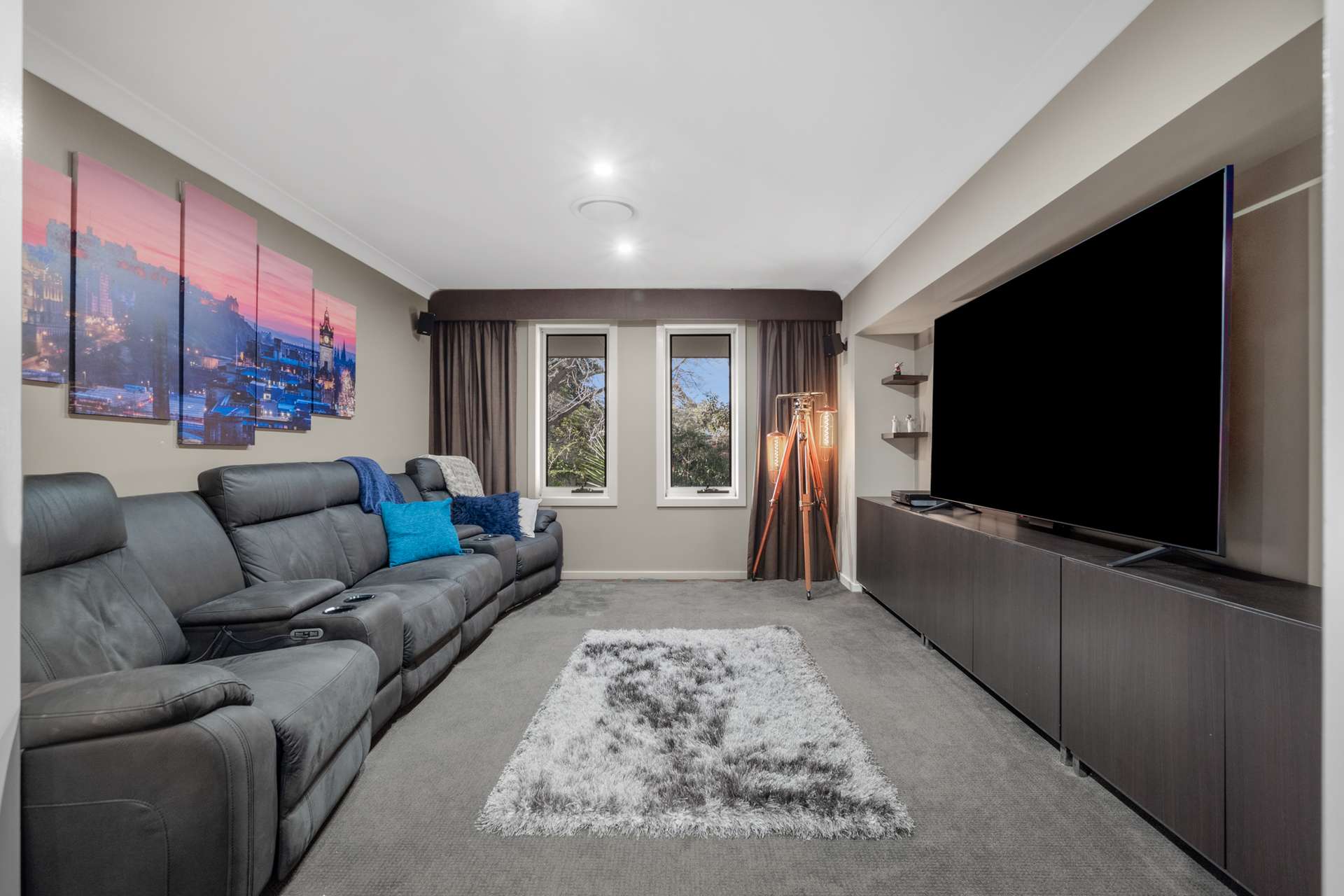 69 Shirlow Avenue, Faulconbridge, NSW 2776 AUS