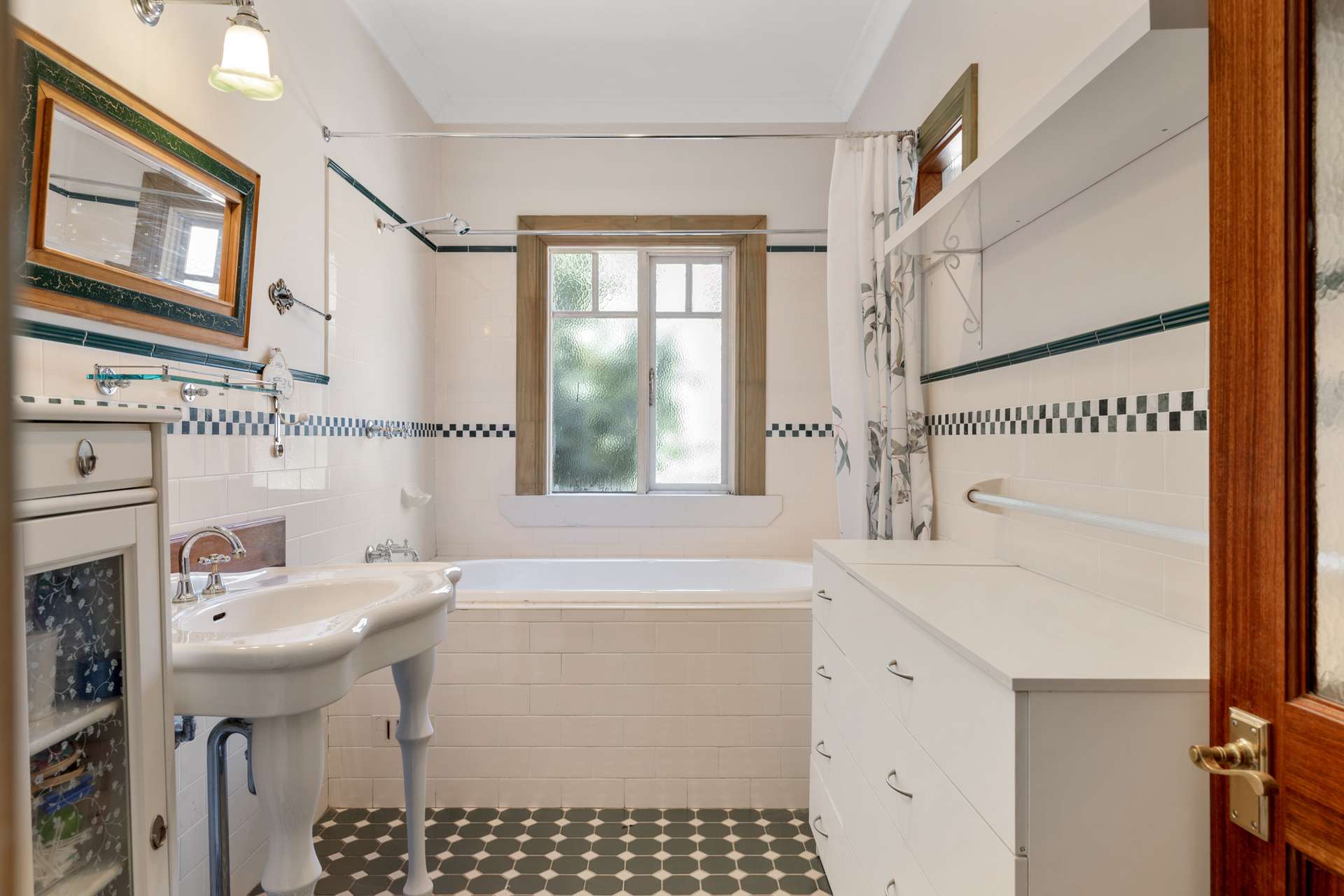 20 Abbey Street, Leura, NSW 2780 AUS