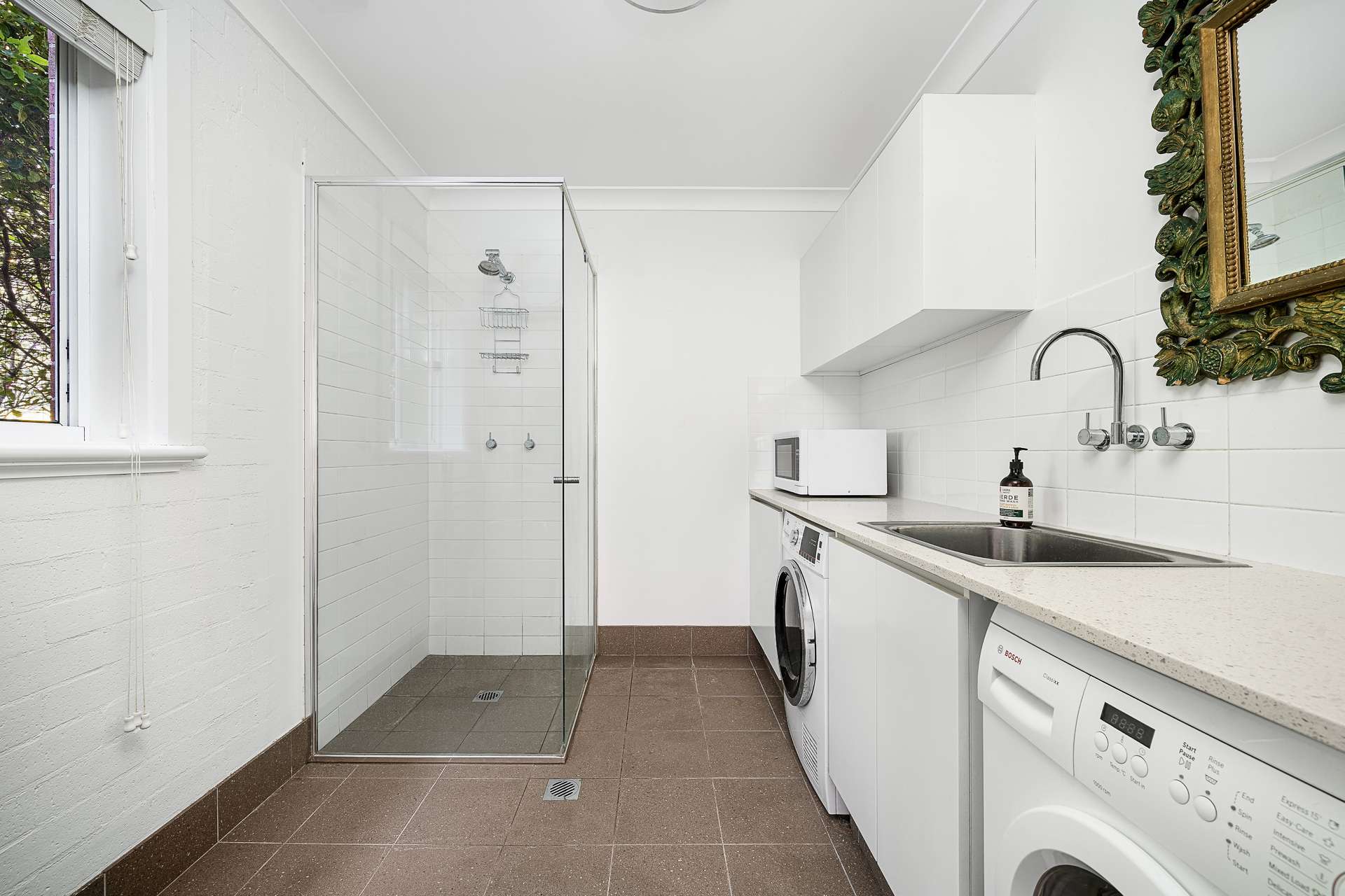 16 Waratah Road, Wentworth Falls, NSW 2782 AUS
