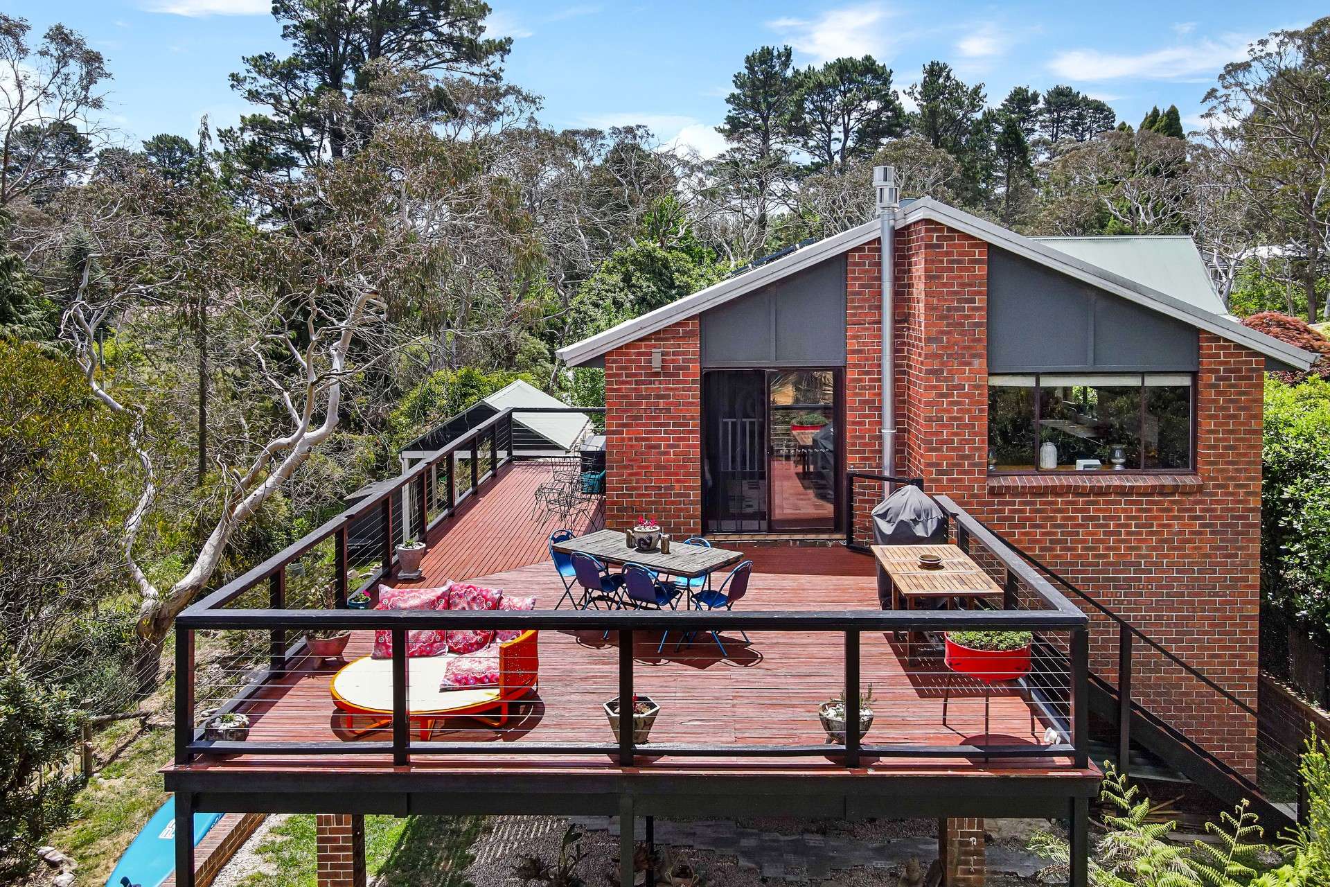 16 Waratah Road, Wentworth Falls, NSW 2782 AUS