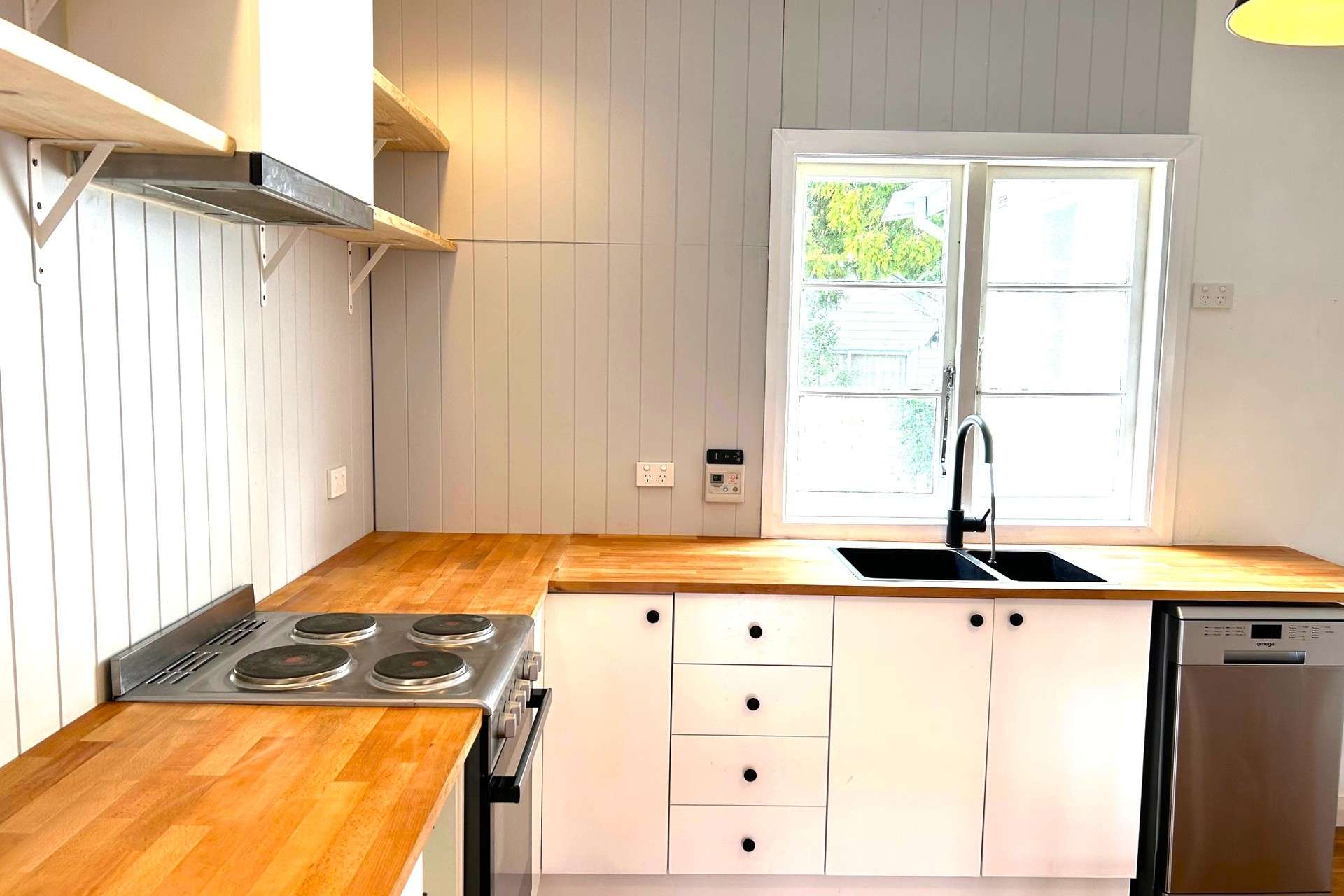 34 Freelander Avenue, Katoomba, NSW 2780 AUS