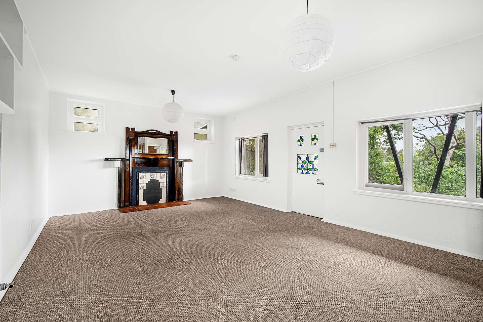 21 Blaxland Road, Wentworth Falls, NSW 2782 AUS