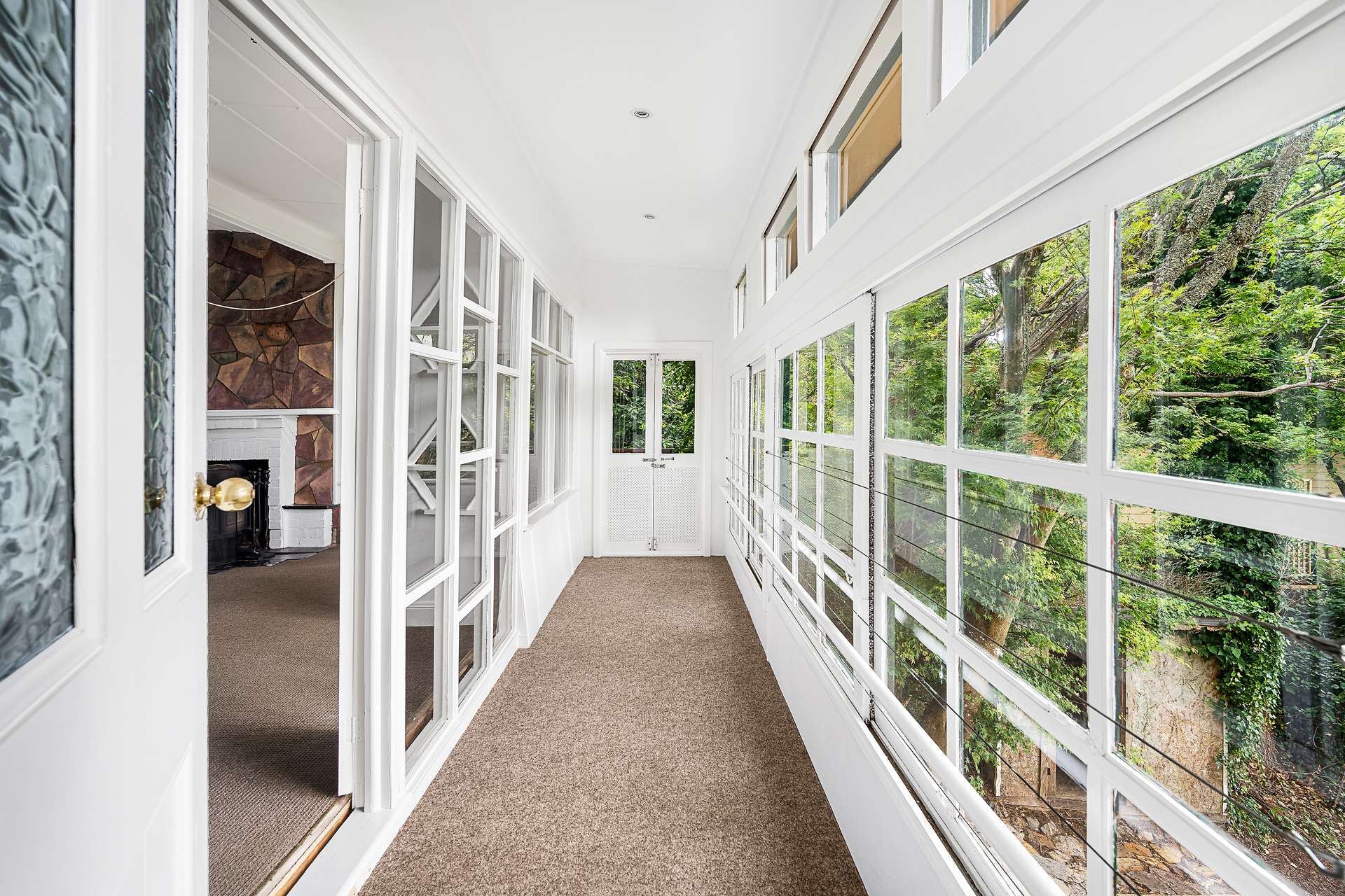 21 Blaxland Road, Wentworth Falls, NSW 2782 AUS