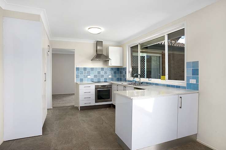 3 Eunoe Street, Katoomba, NSW 2780 AUS