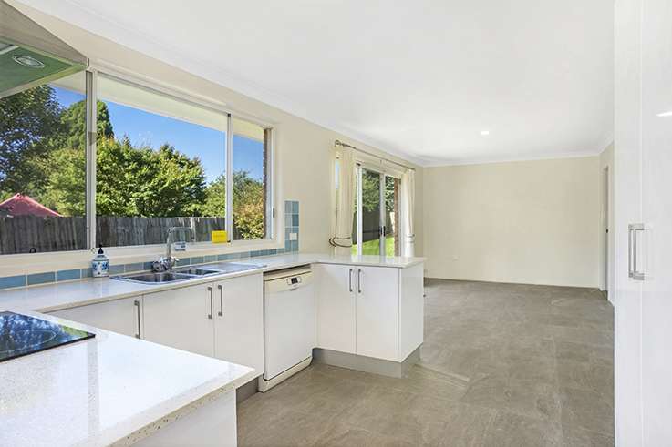 3 Eunoe Street, Katoomba, NSW 2780 AUS