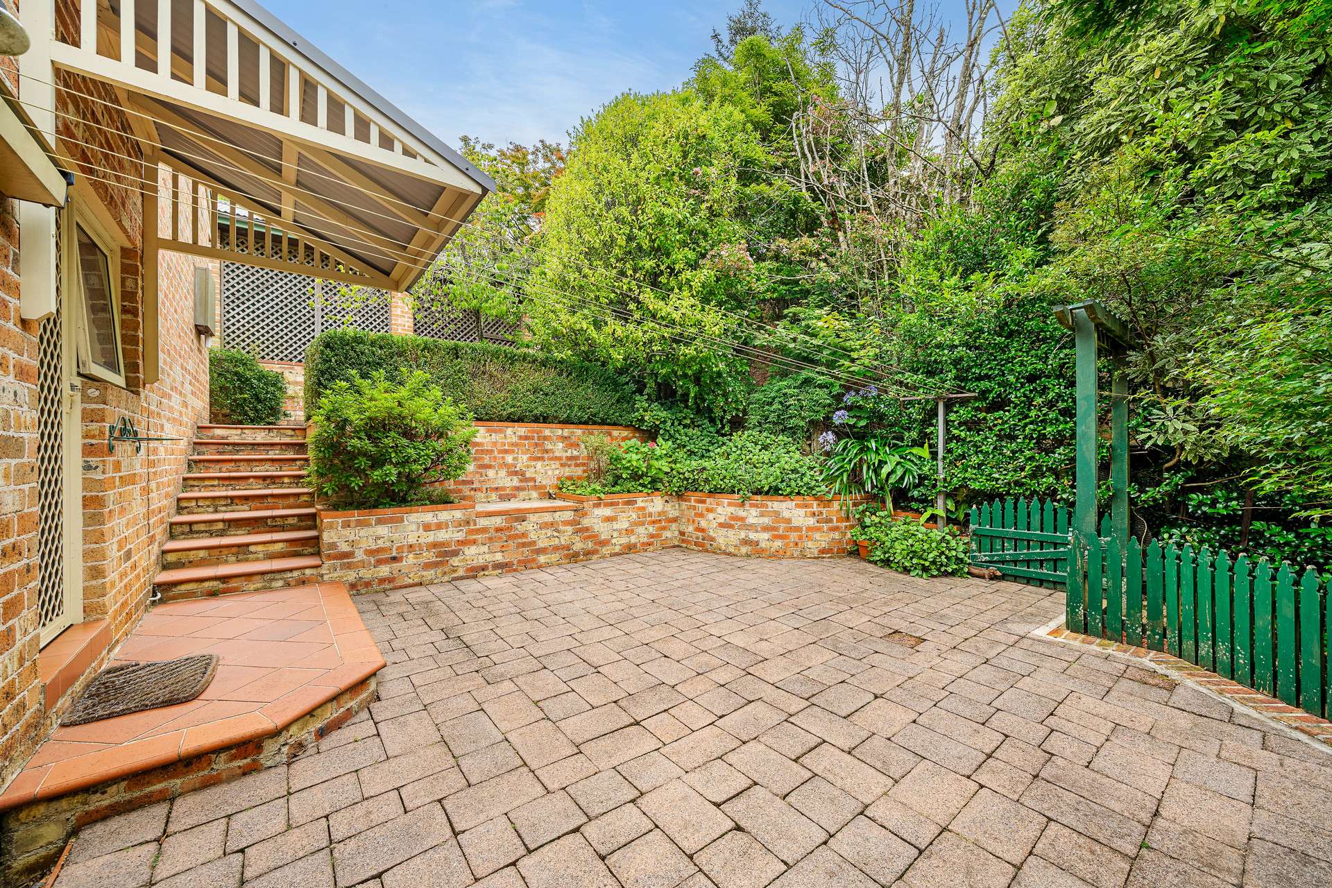 30 Buena Vista Avenue, Wentworth Falls, NSW 2782 AUS