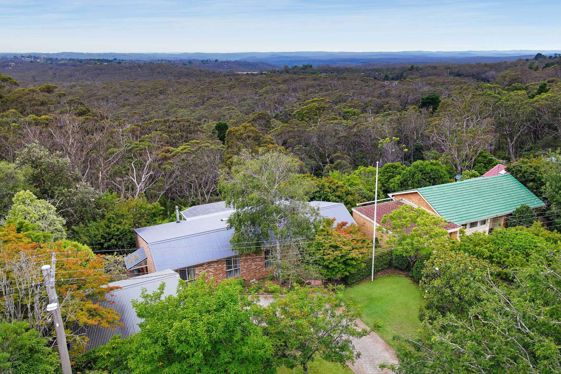 30 Buena Vista Avenue, Wentworth Falls, NSW 2782 AUS