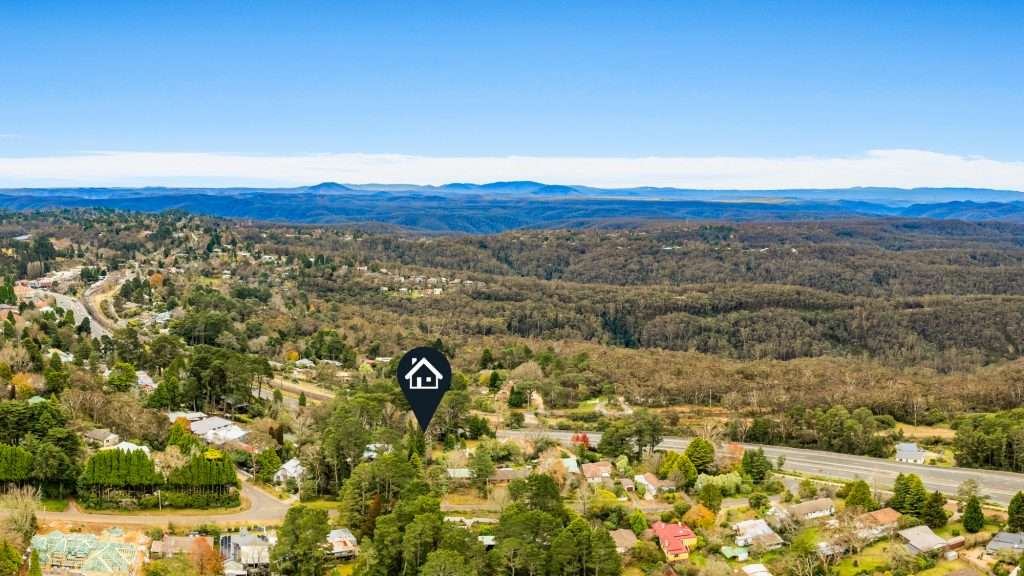 13 Nelson Avenue, Wentworth Falls, NSW 2782 AUS