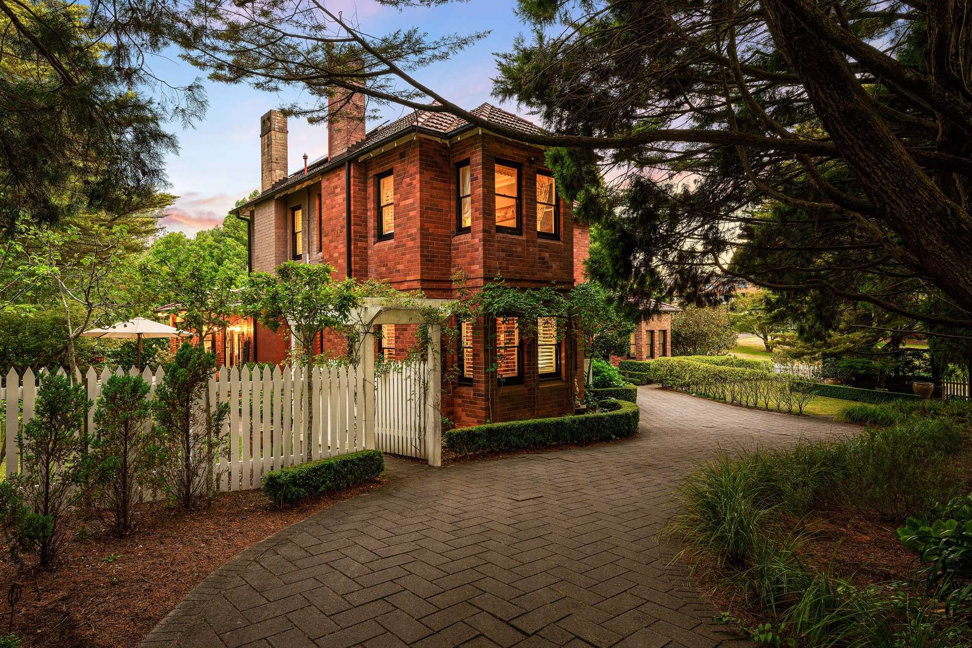 68 Gladstone Road, Leura, NSW 2780 AUS