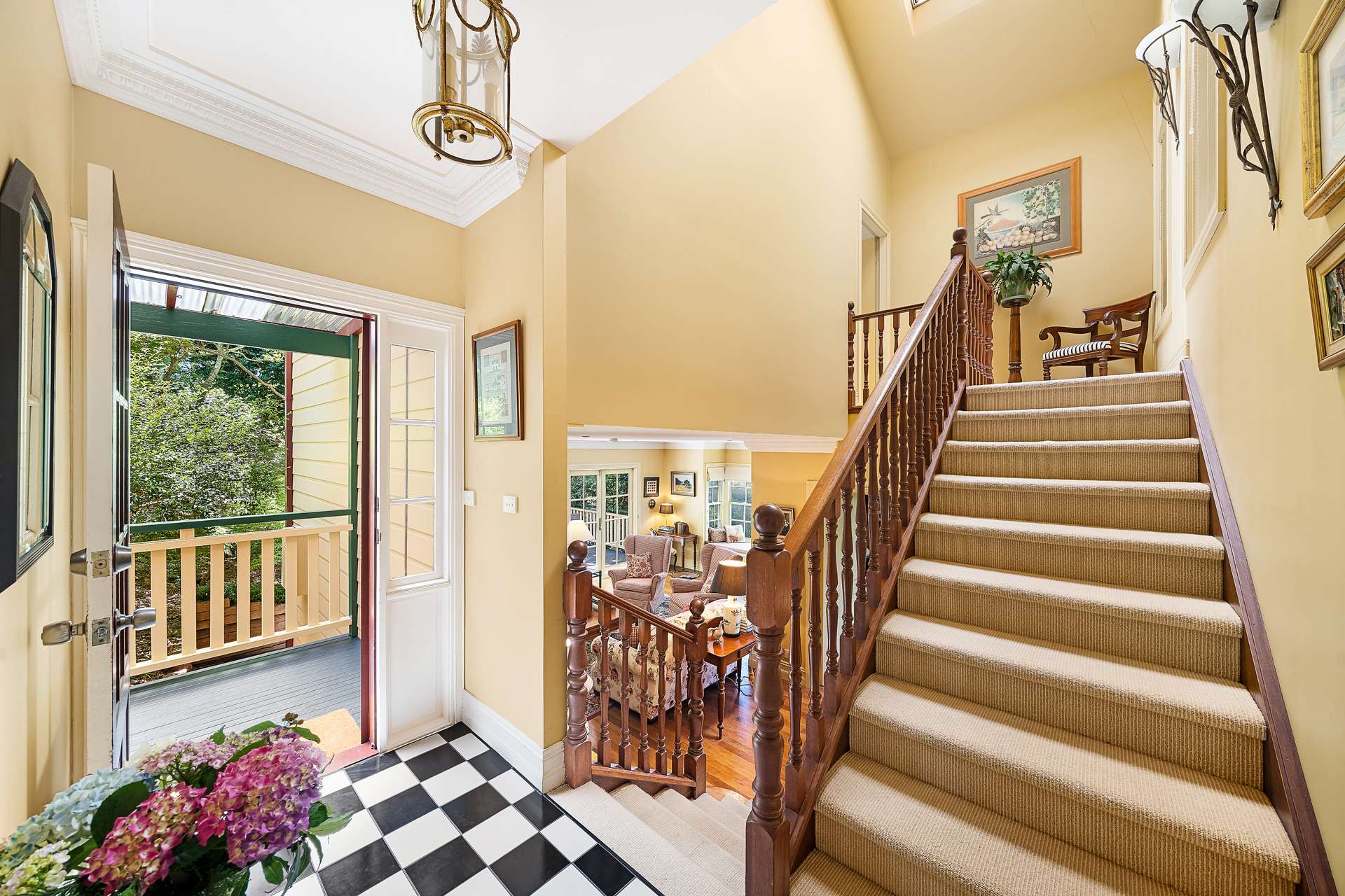 1 Westbourne Avenue, Wentworth Falls, NSW 2782 AUS