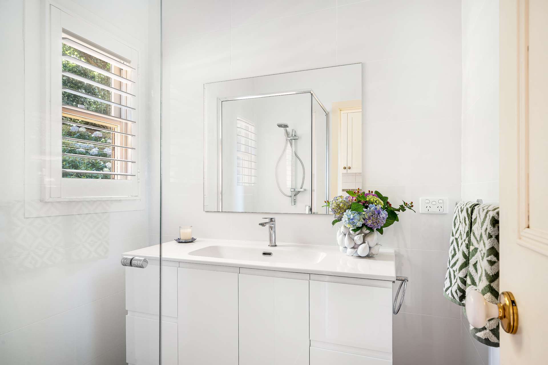 1 Westbourne Avenue, Wentworth Falls, NSW 2782 AUS