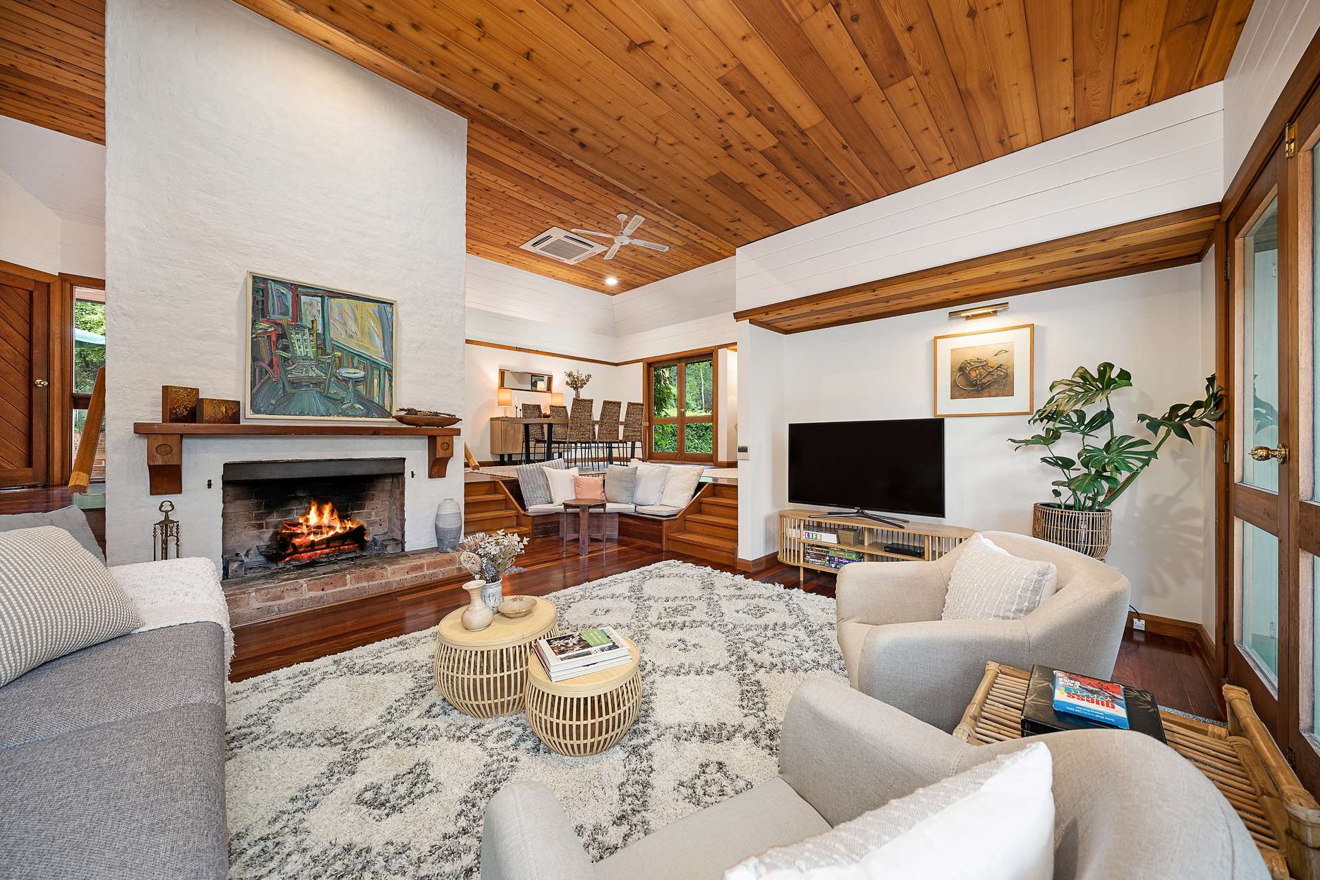 1-3 Jamieson Street, Wentworth Falls, NSW 2782 AUS