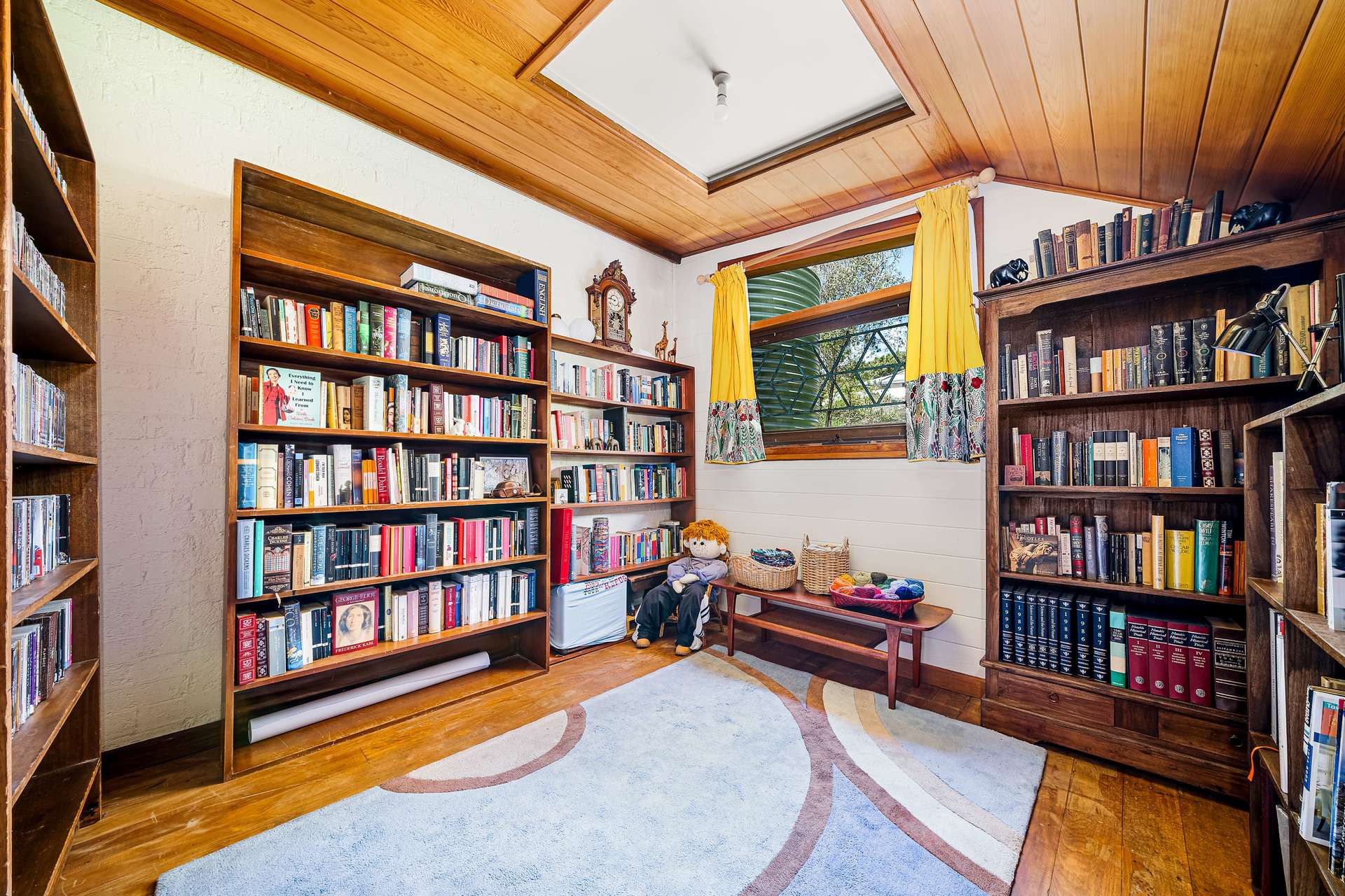 20 Oaklands Road, Hazelbrook, NSW 2779 AUS