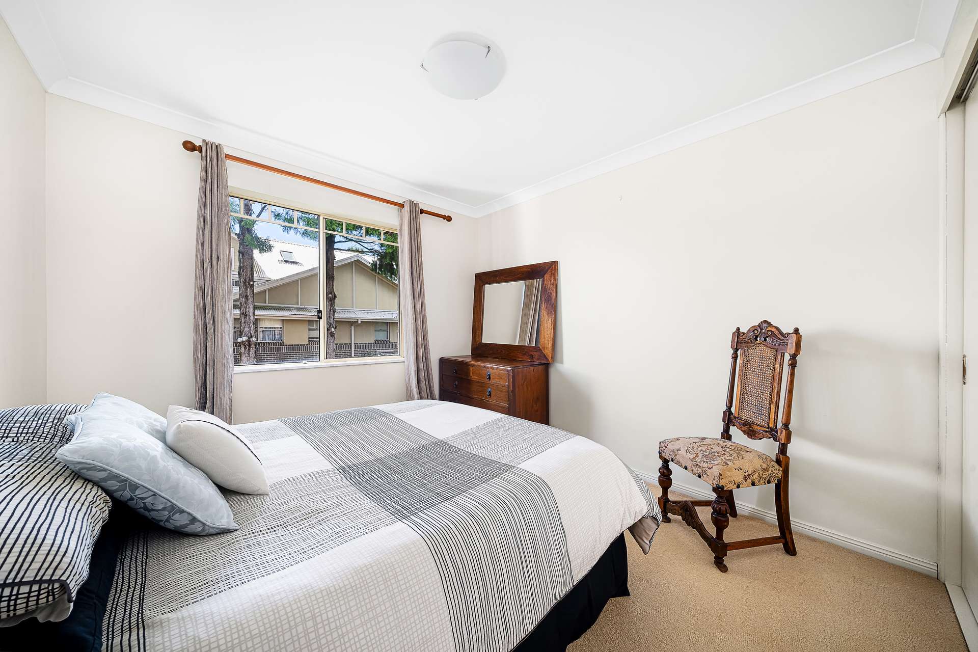 7/9 Page Avenue, Wentworth Falls, NSW 2782 AUS