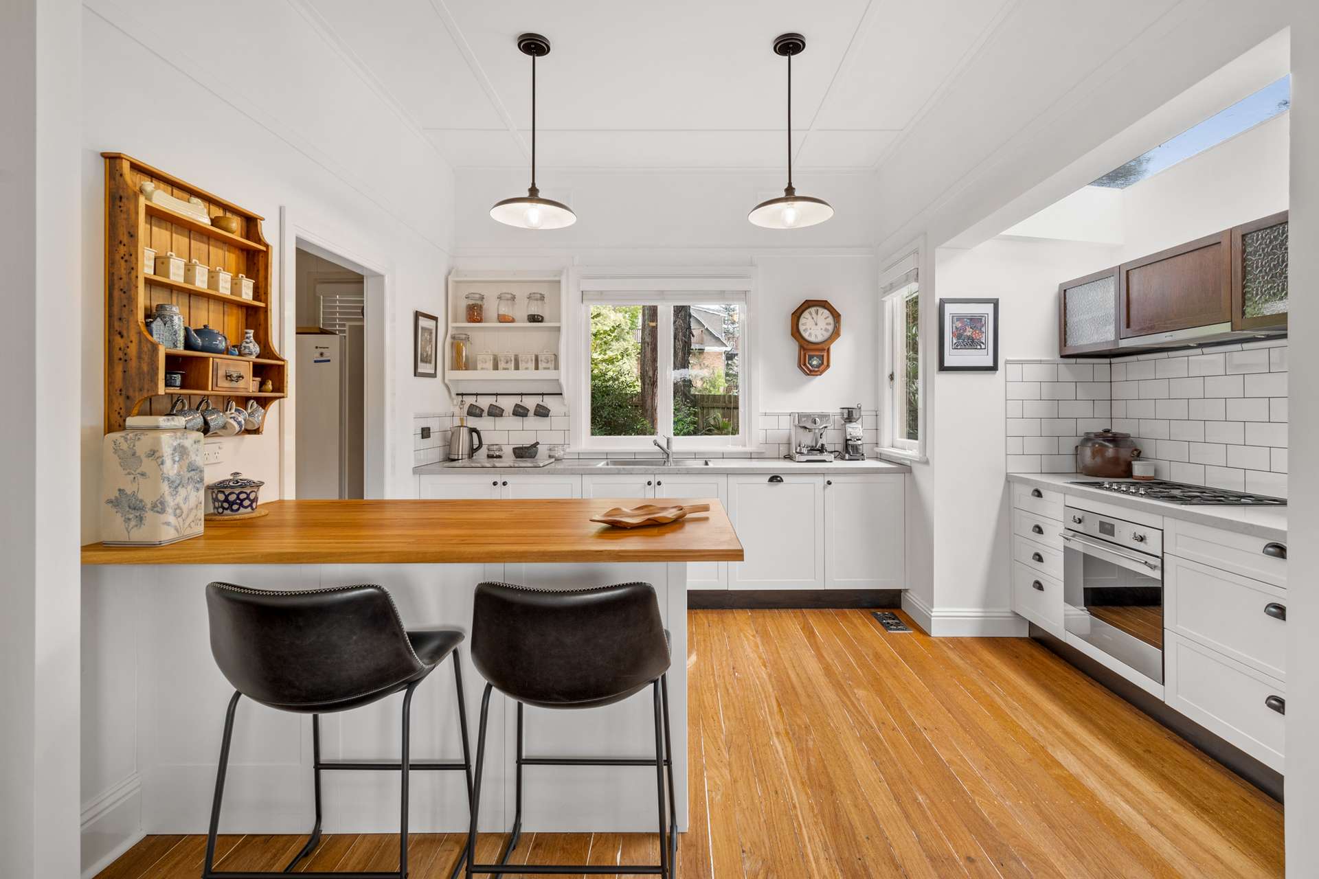 24 Malvern Road, Leura, NSW 2780 AUS