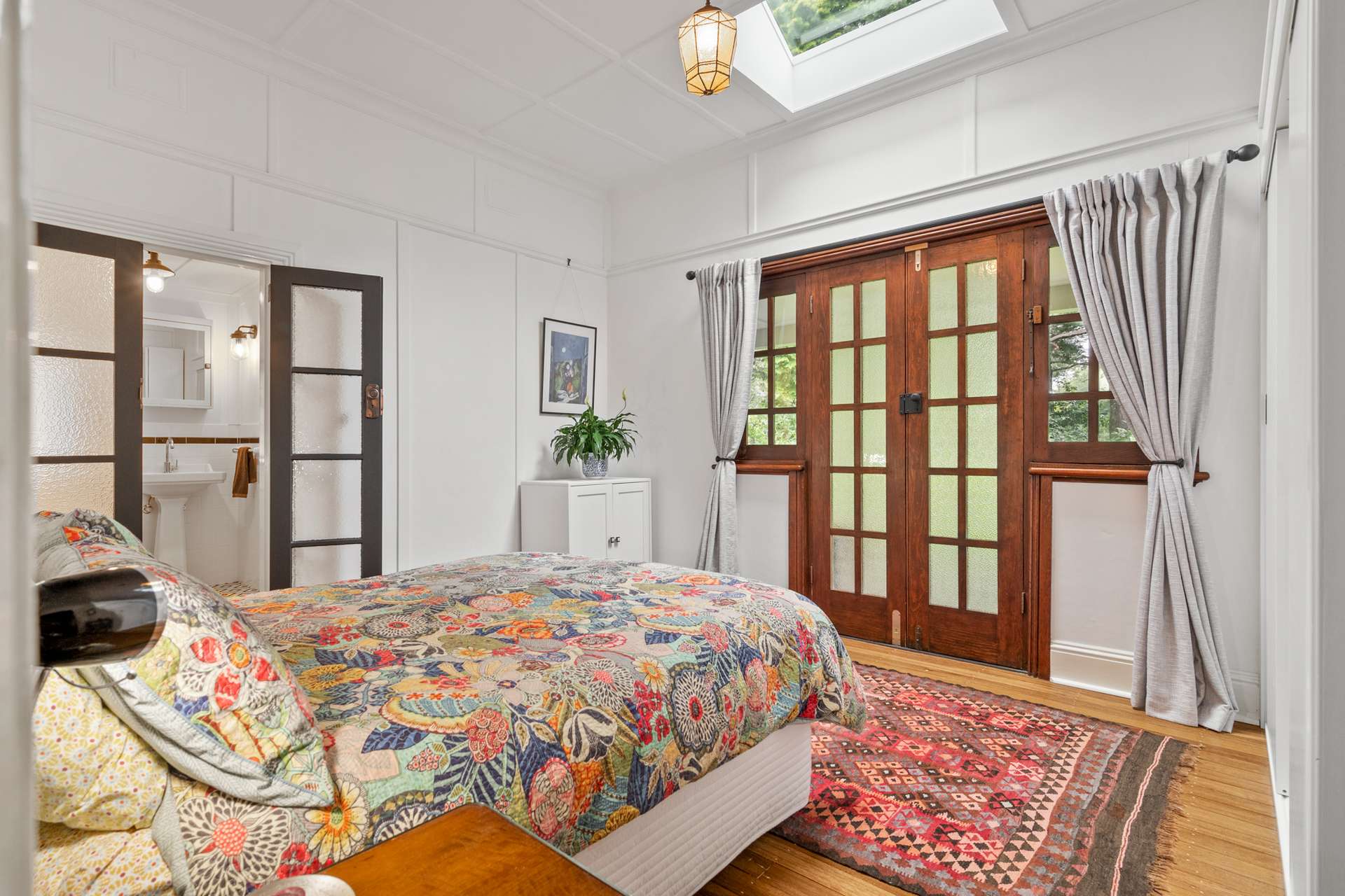 24 Malvern Road, Leura, NSW 2780 AUS