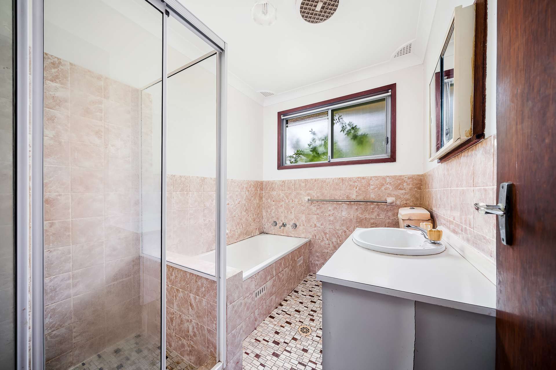 17a Crane Street, Springwood, NSW 2777 AUS