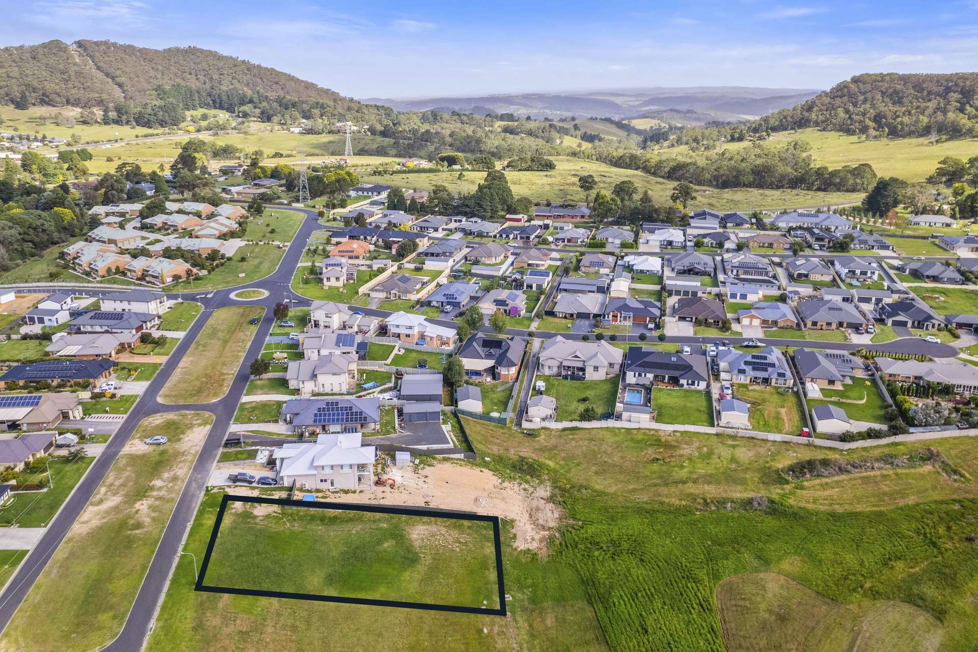 31 Kirkley Street, South Bowenfels, NSW 2790 AUS