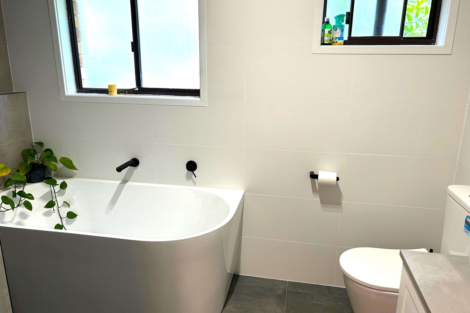 100 Hall Parade, Hazelbrook, NSW 2779 AUS