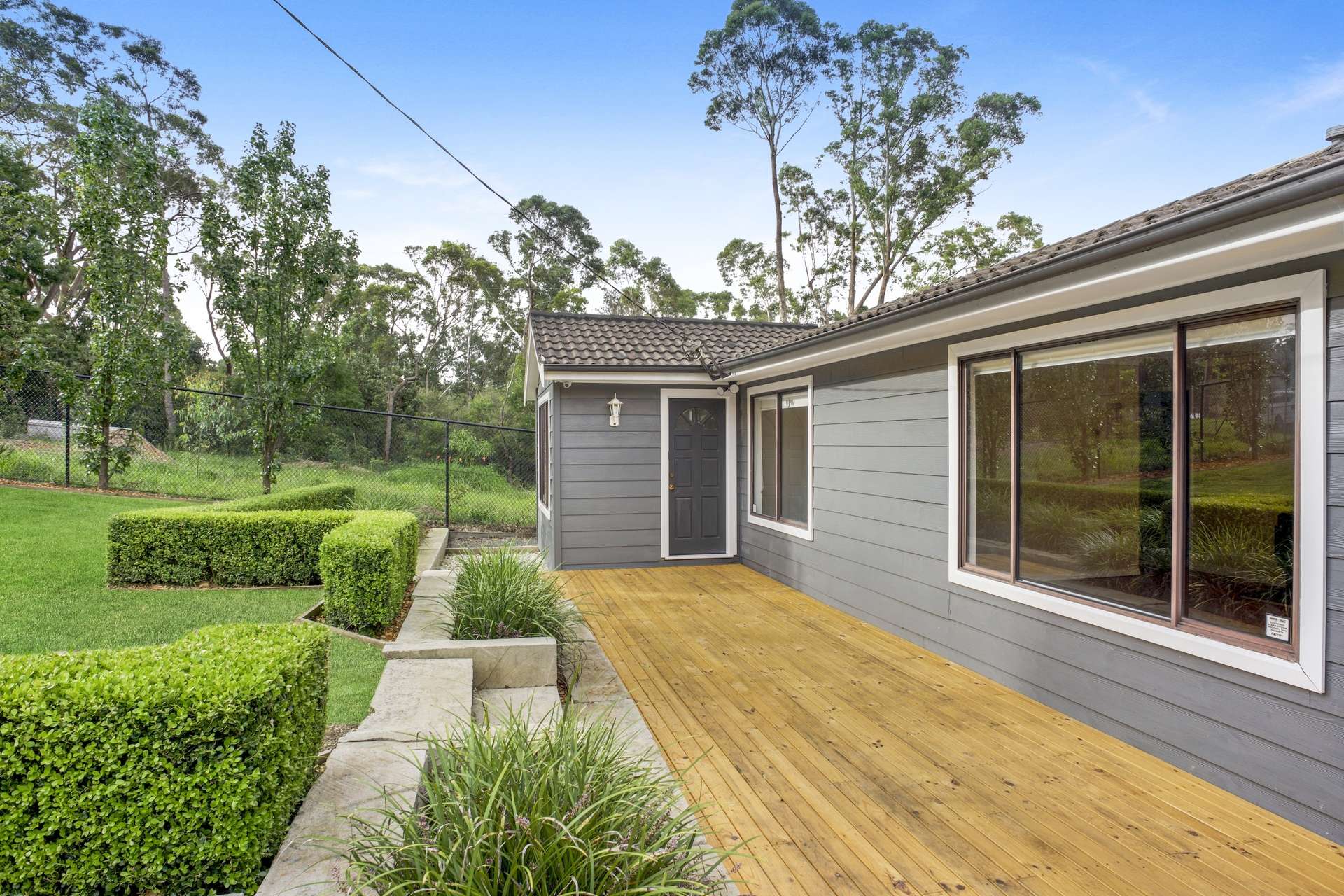 24 Hazel Avenue, Hazelbrook, NSW 2779 AUS