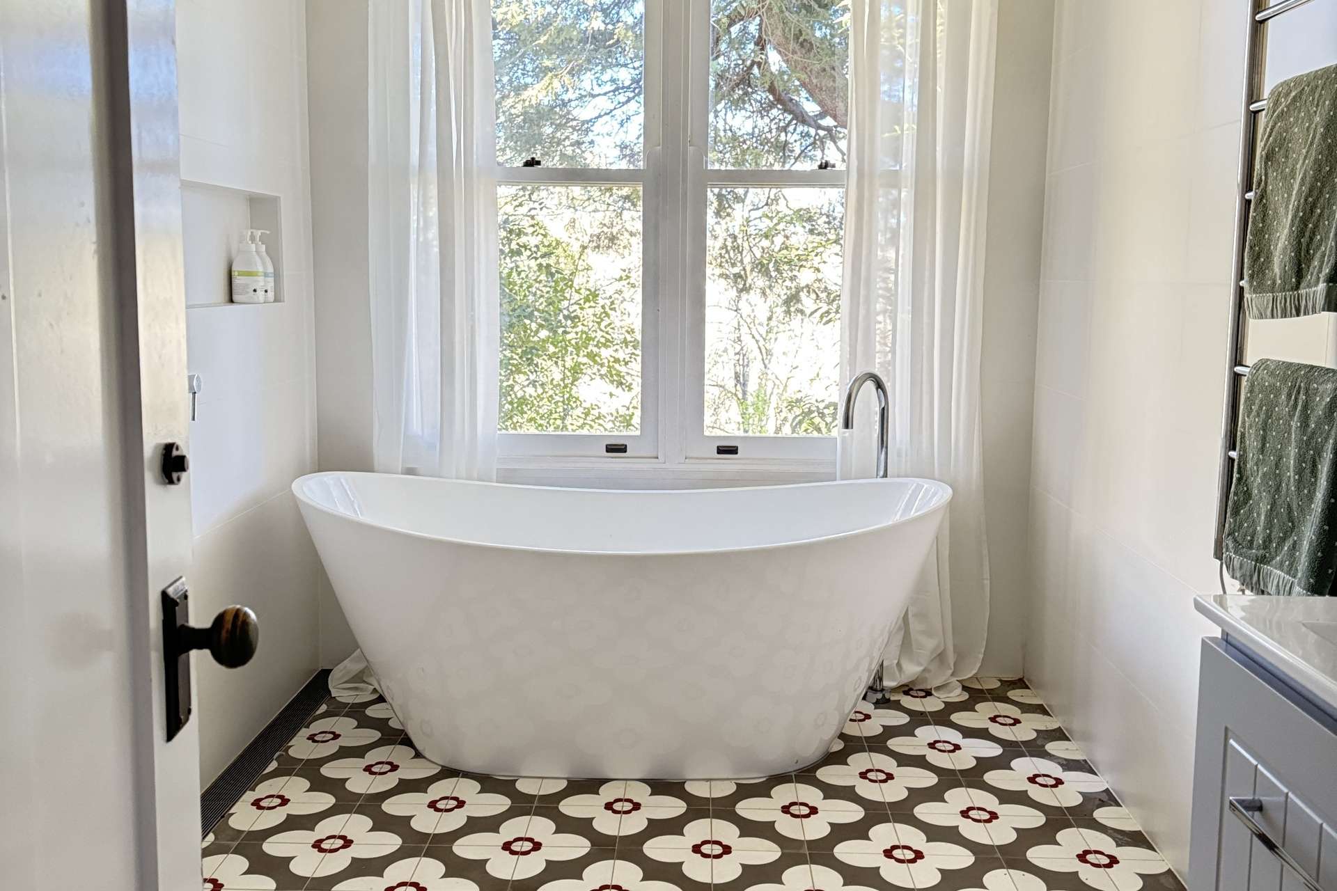 10 San Jose Avenue, Lawson, NSW 2783 AUS