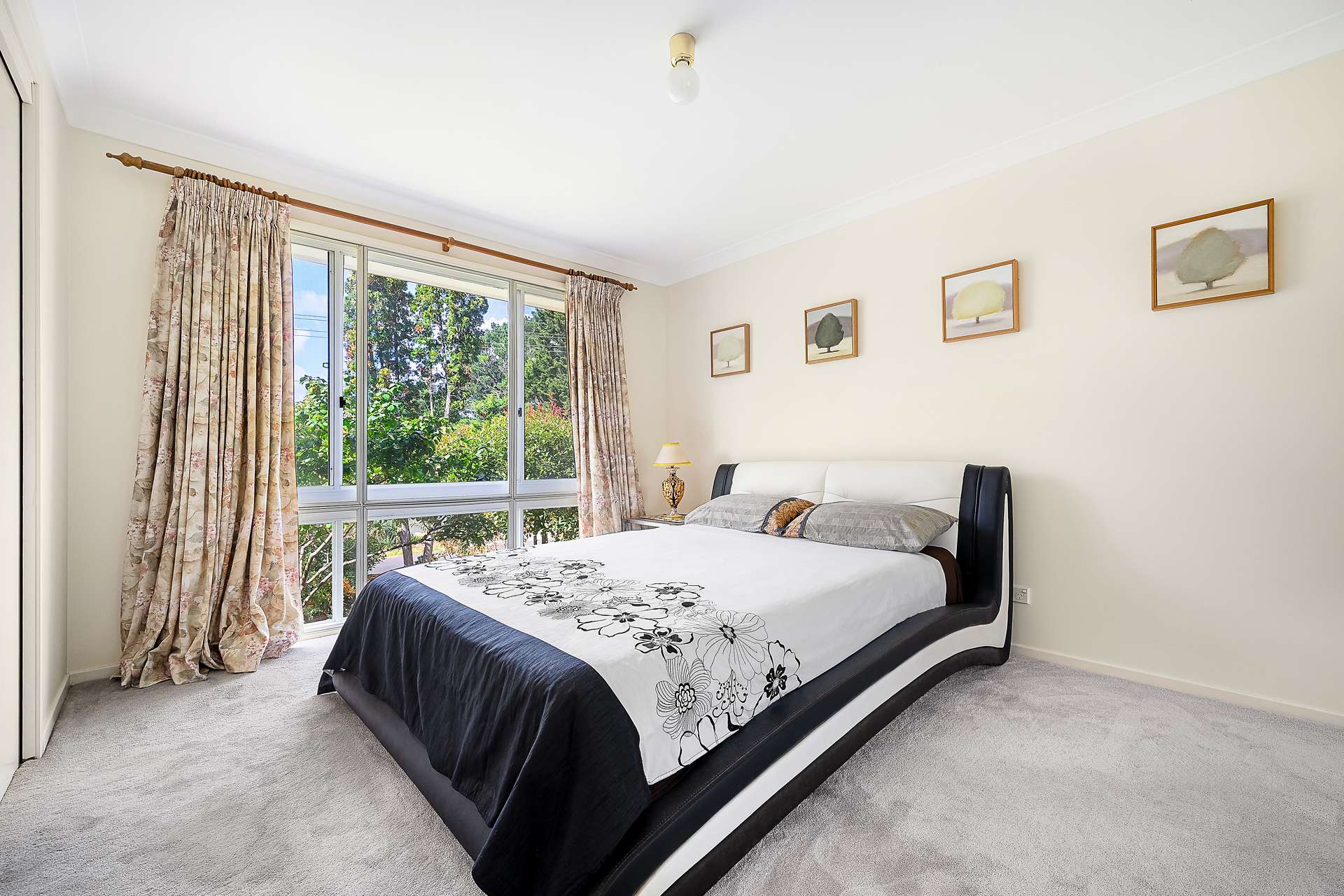 19 Cascade Street, Wentworth Falls, NSW 2782 AUS