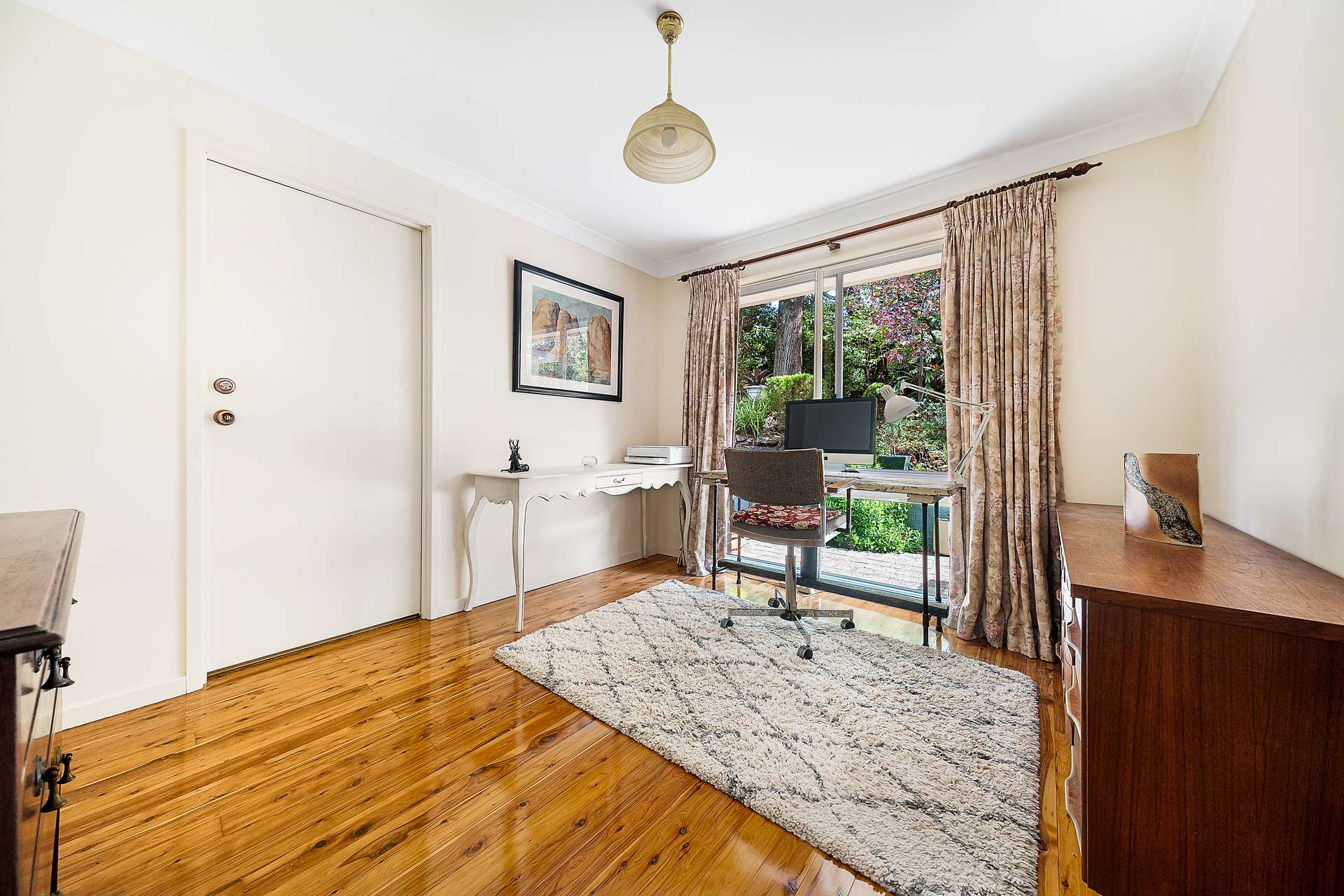 19 Cascade Street, Wentworth Falls, NSW 2782 AUS