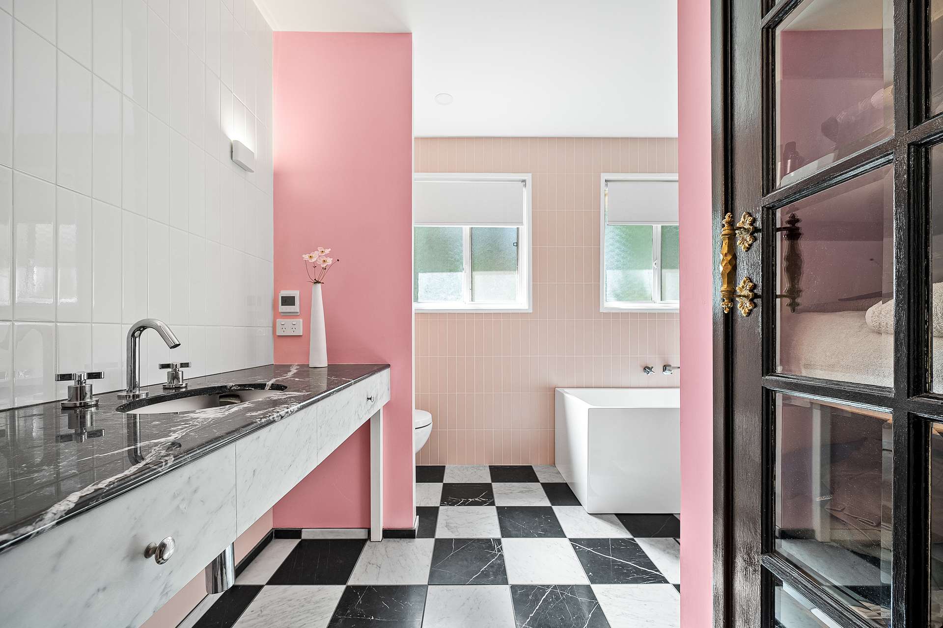 19 Cascade Street, Wentworth Falls, NSW 2782 AUS