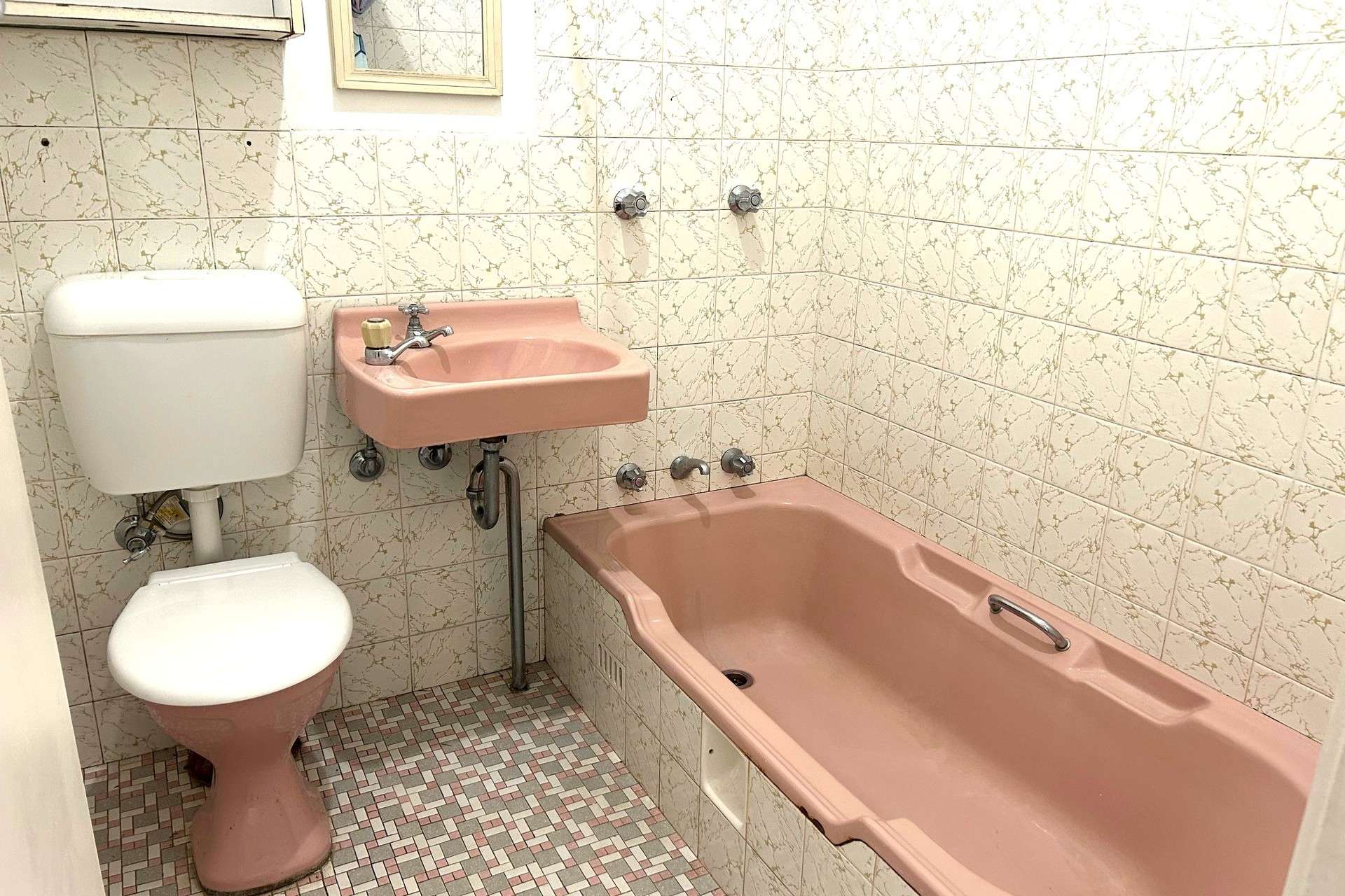 18 Kundibar Street, Katoomba, NSW 2780 AUS