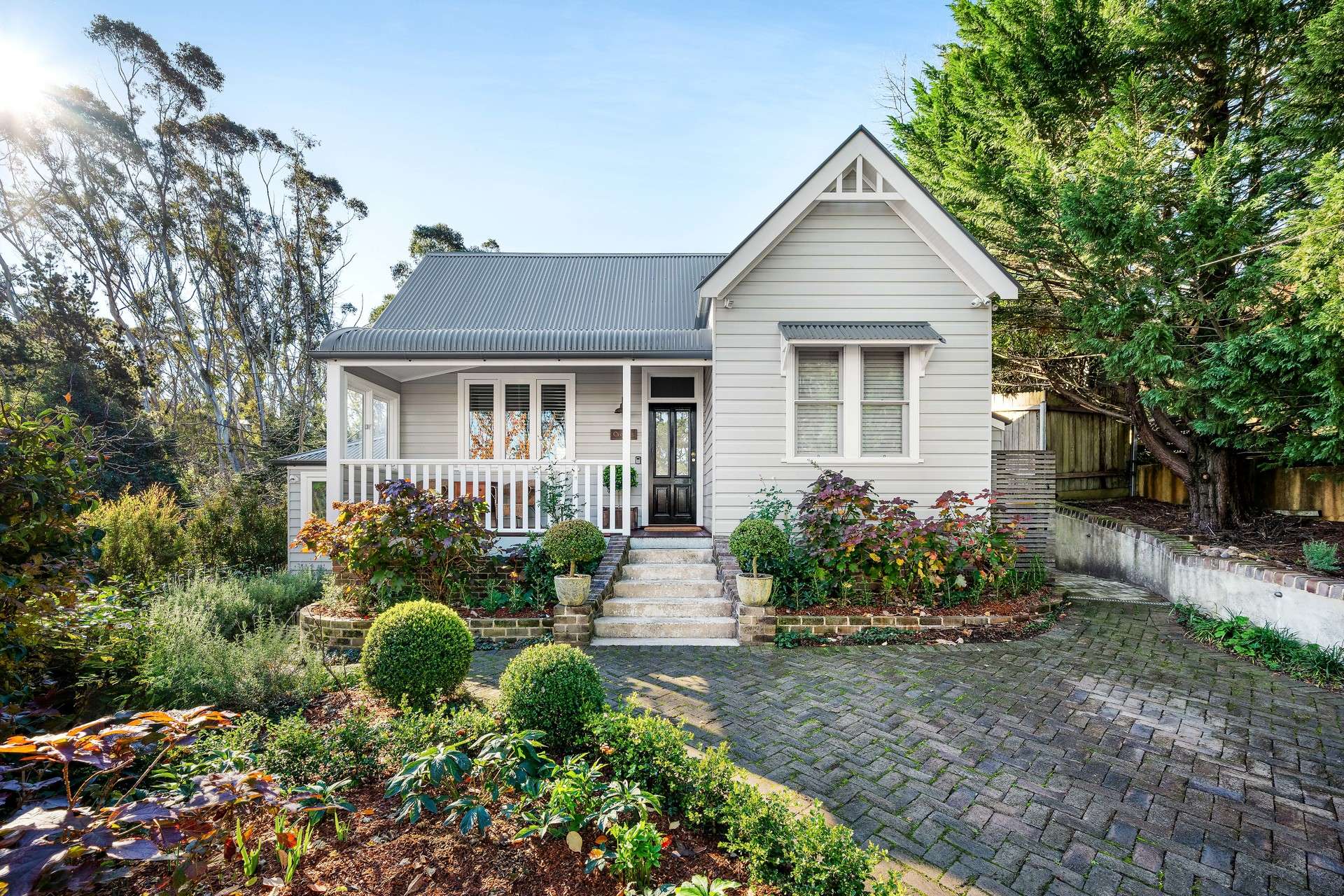 3 Kanimbla Street, Leura, NSW 2780 AUS