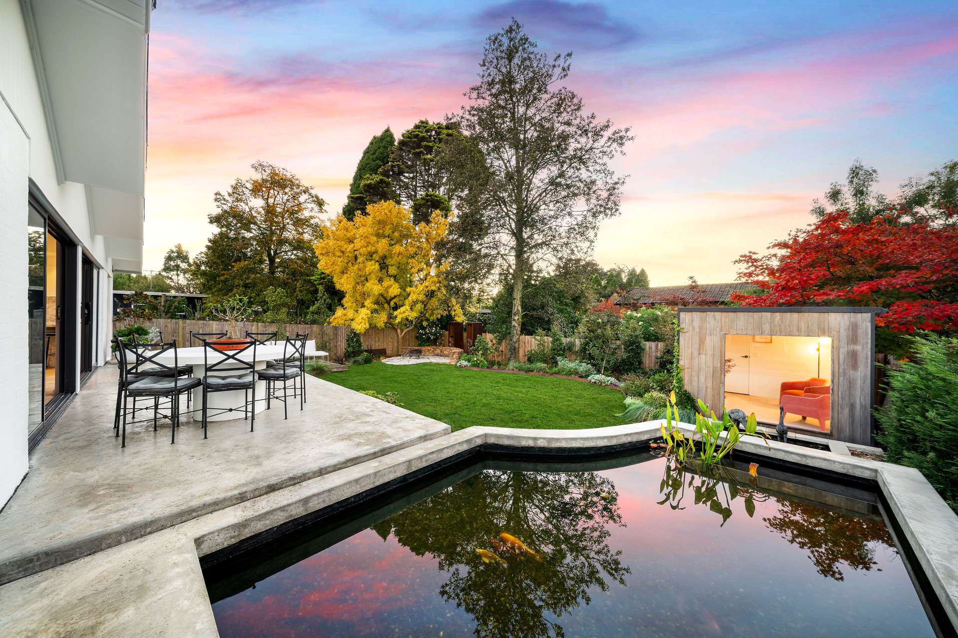 14 Appledon Avenue, Wentworth Falls, NSW 2782 AUS