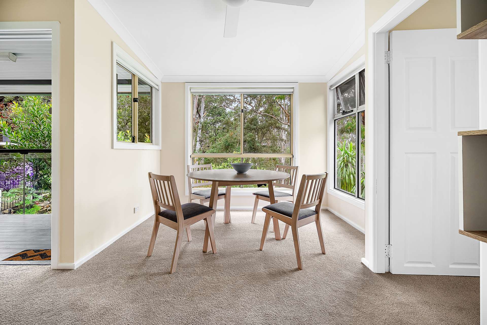 9 Hawkesbury Road, Springwood, NSW 2777 AUS