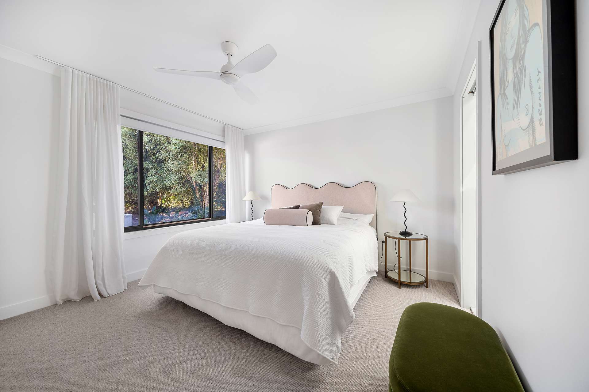 14 Appledon Avenue, Wentworth Falls, NSW 2782 AUS