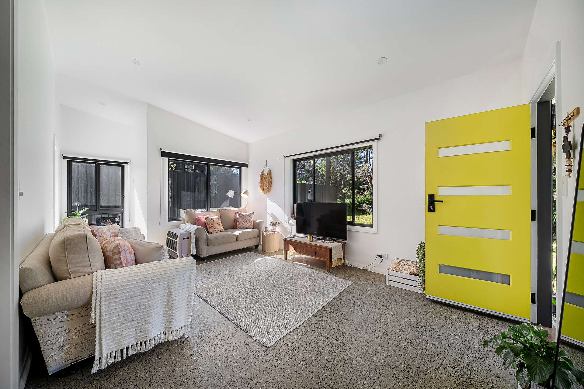 372 Great Western Highway, Bullaburra, NSW 2784 AUS