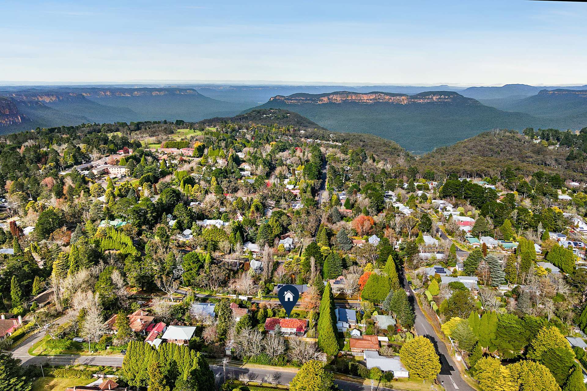 6 Lachlan Avenue, Leura, NSW 2780 AUS