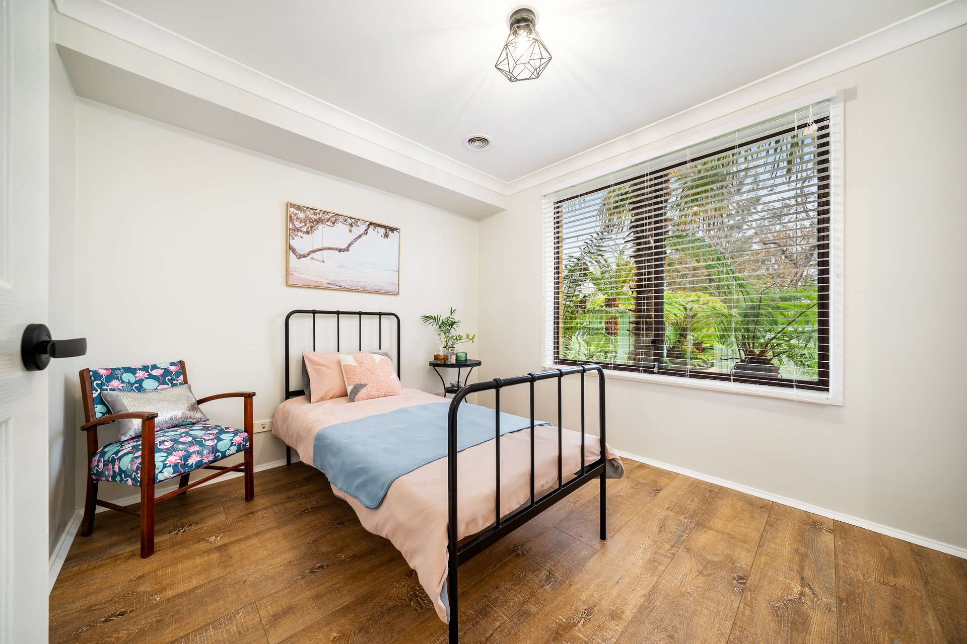 37 Hill Street, Wentworth Falls, NSW 2782 AUS